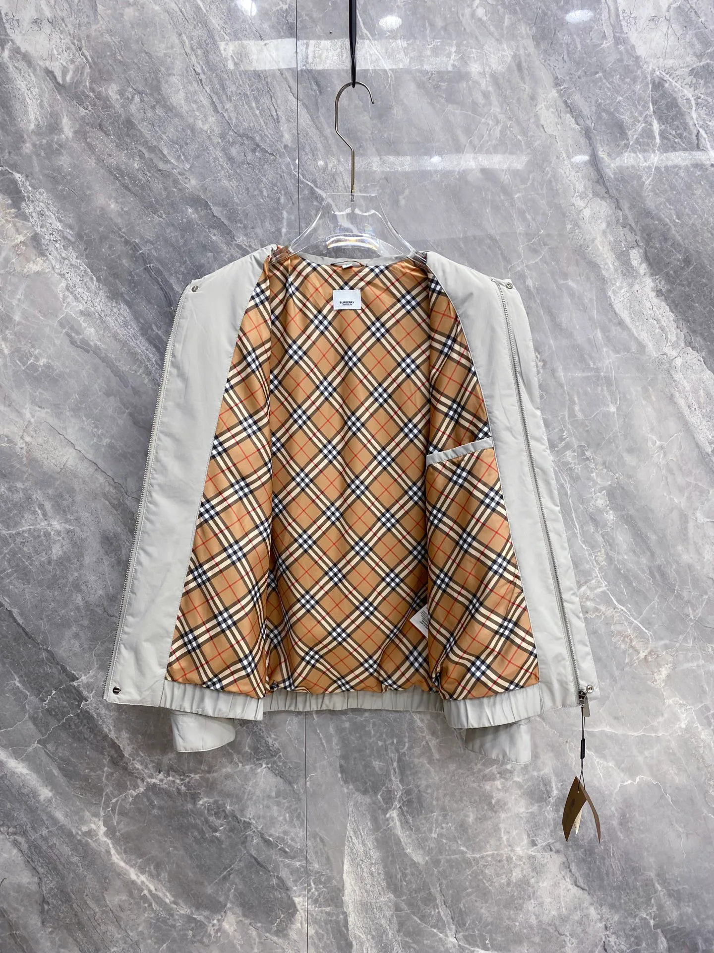 Men's Jackets And Down Jackets BURBERRY 18178783