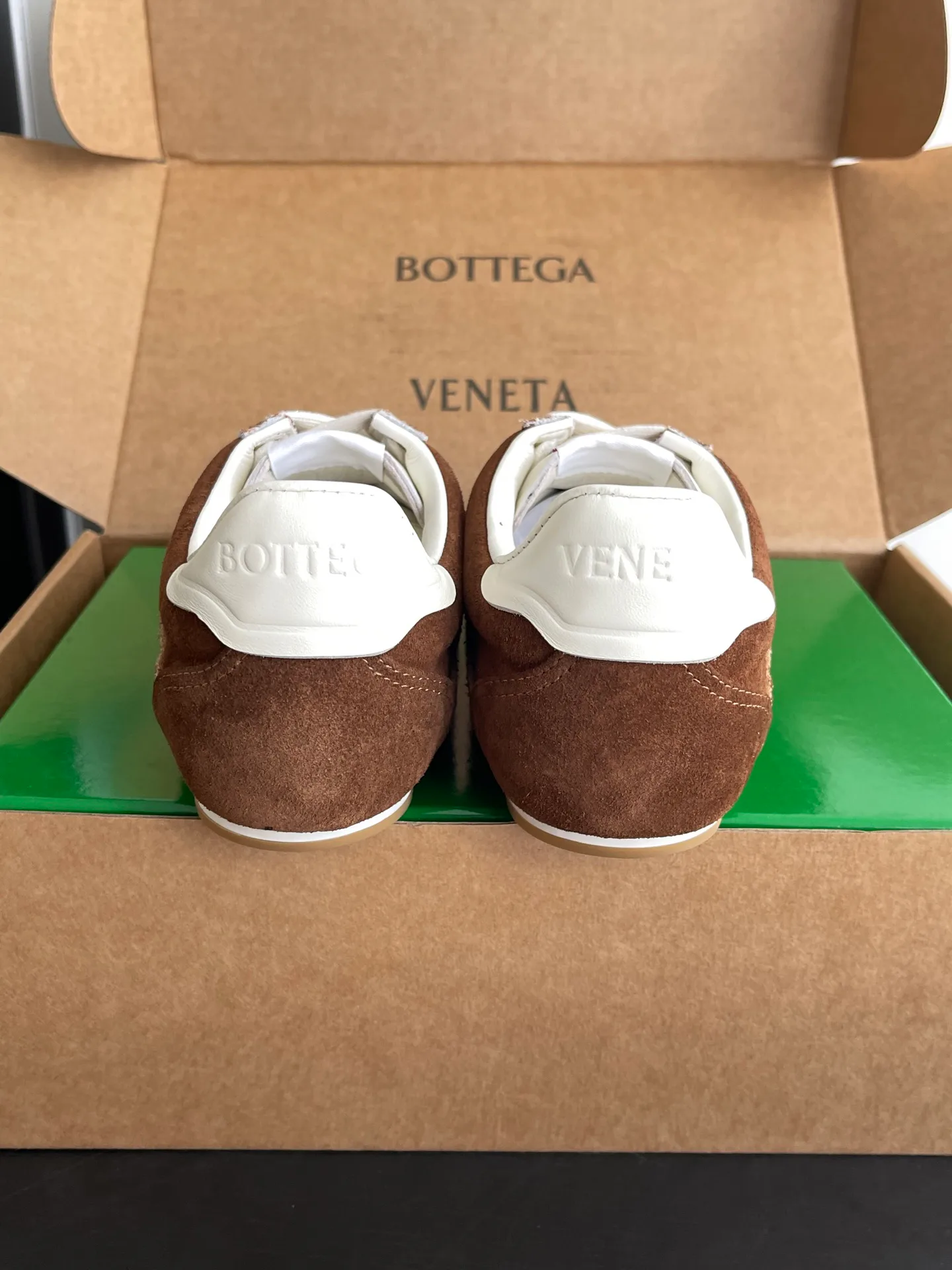 Кроссовки Женские Bottega Veneta 18685869