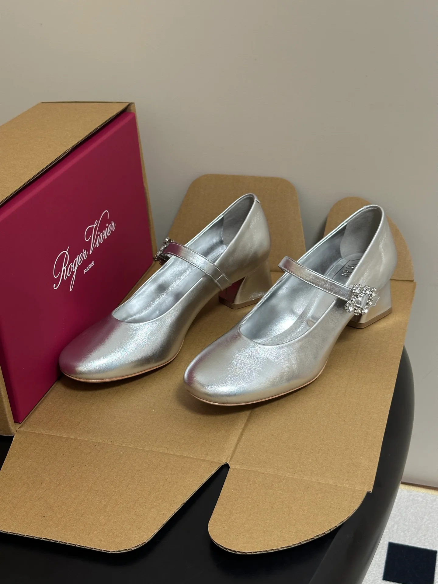 Women's Heels ROGER VIVIER 18041486