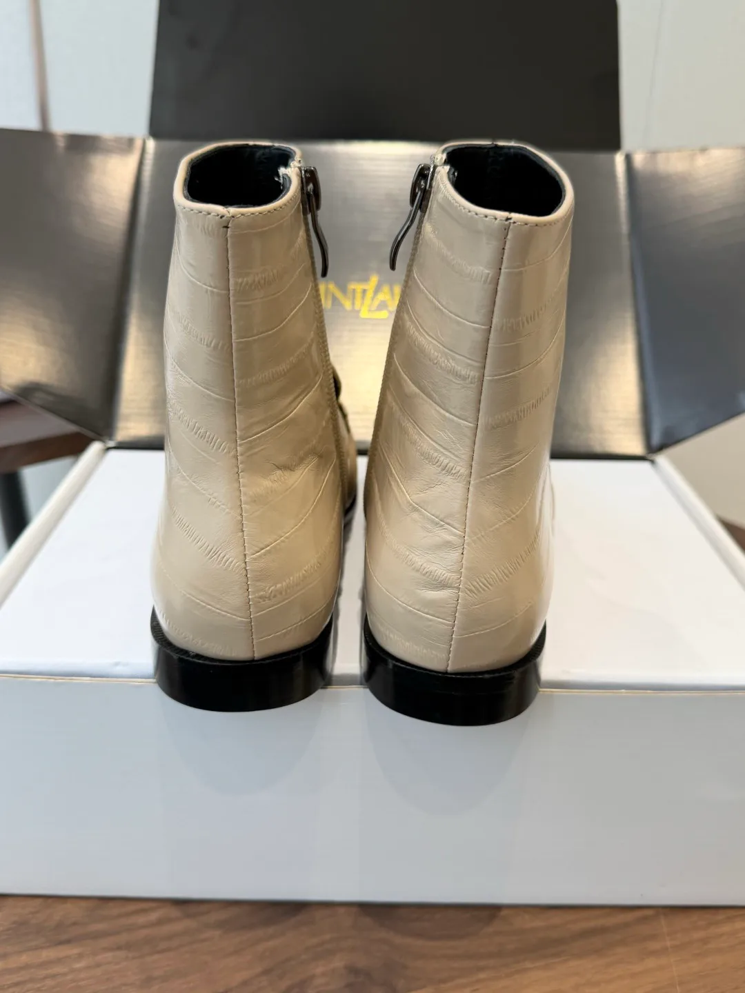 Women's Booties SAINT LAURENT 18357301