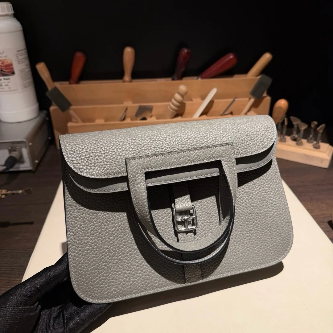 Women's Classic Handbags HERMES 17822145