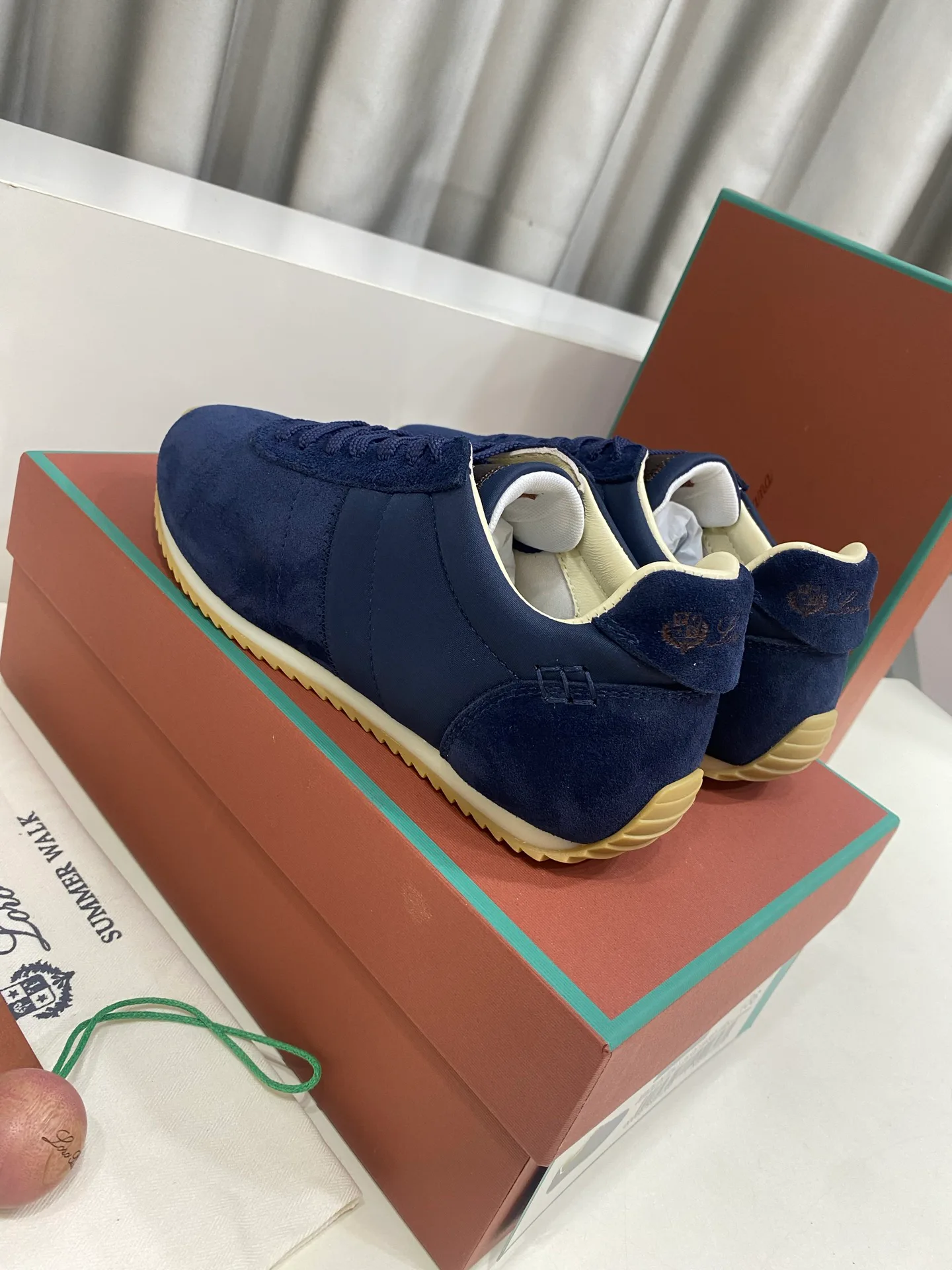 Women's Sneakers LORO PIANA 17485965