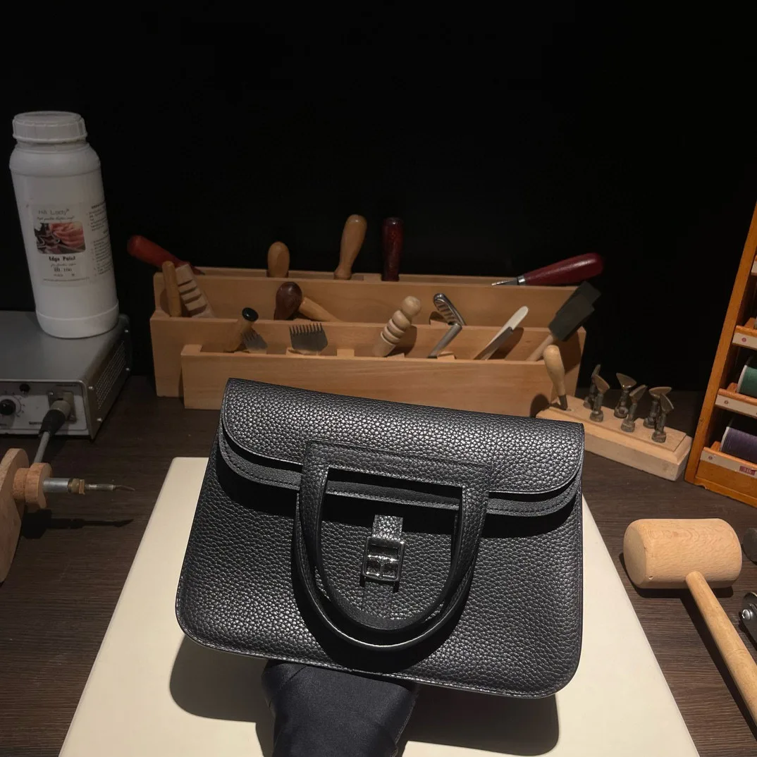 Women's Classic Handbags HERMES 17822133