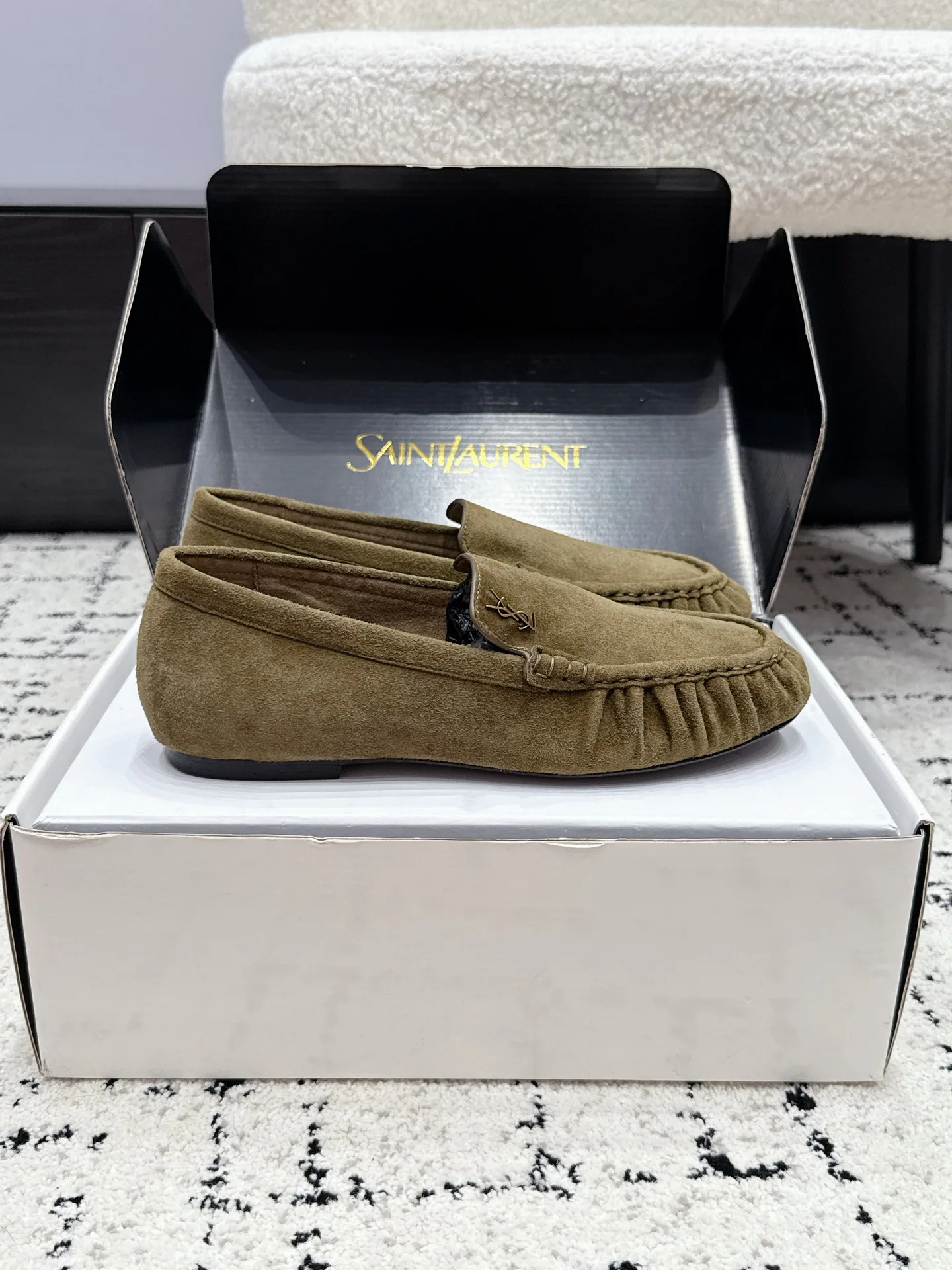 Women's Loafers And Moccasins SAINT LAURENT 17355744