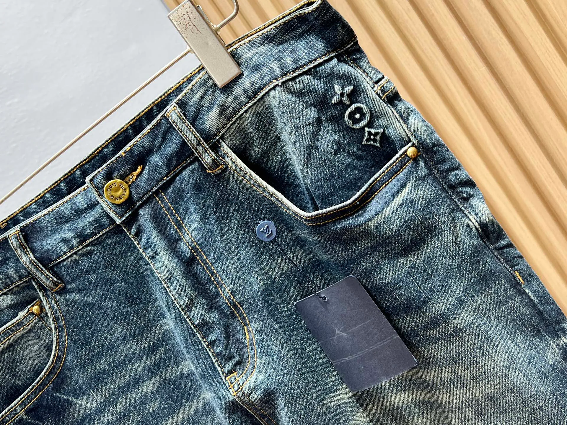 Men's Jeans LOUIS VUITTON 18084591