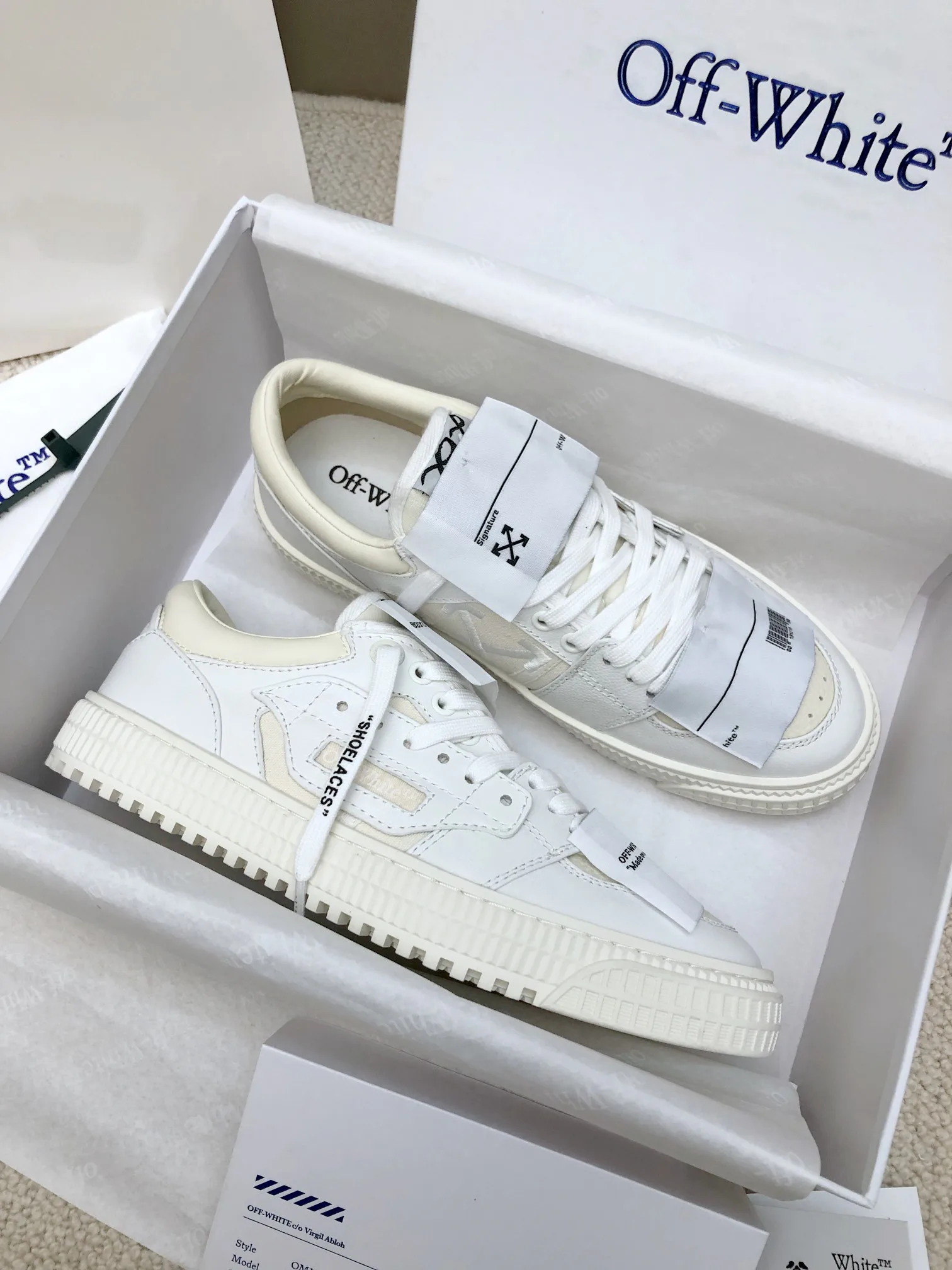 Women's Sneakers OFF-WHITE 18158683