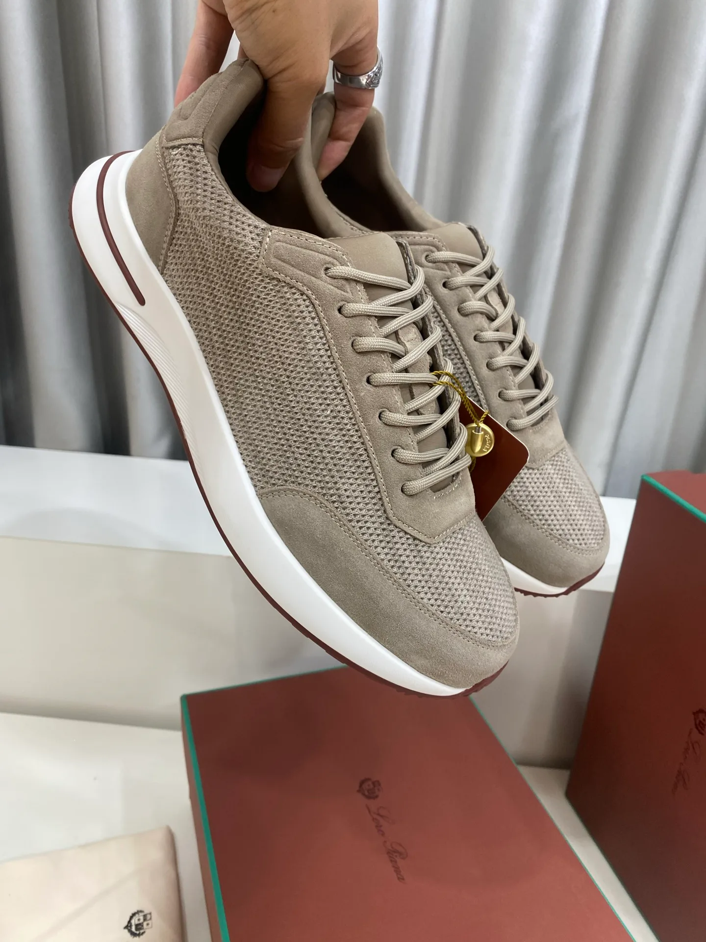 Men's Sneakers LORO PIANA 17485924