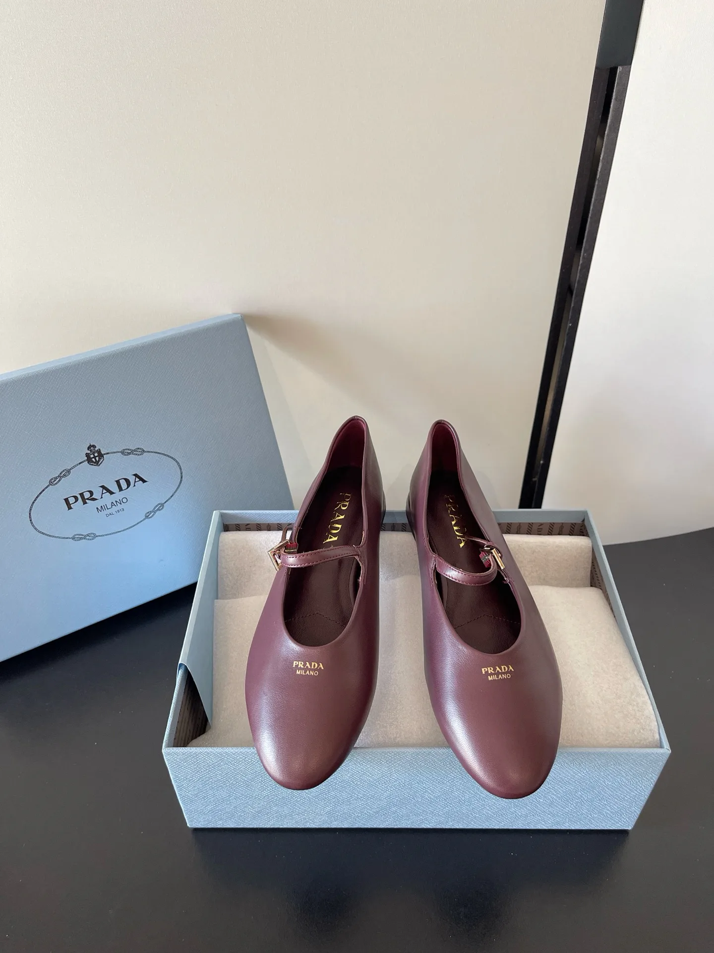 Туфли Женские Prada 18687112
