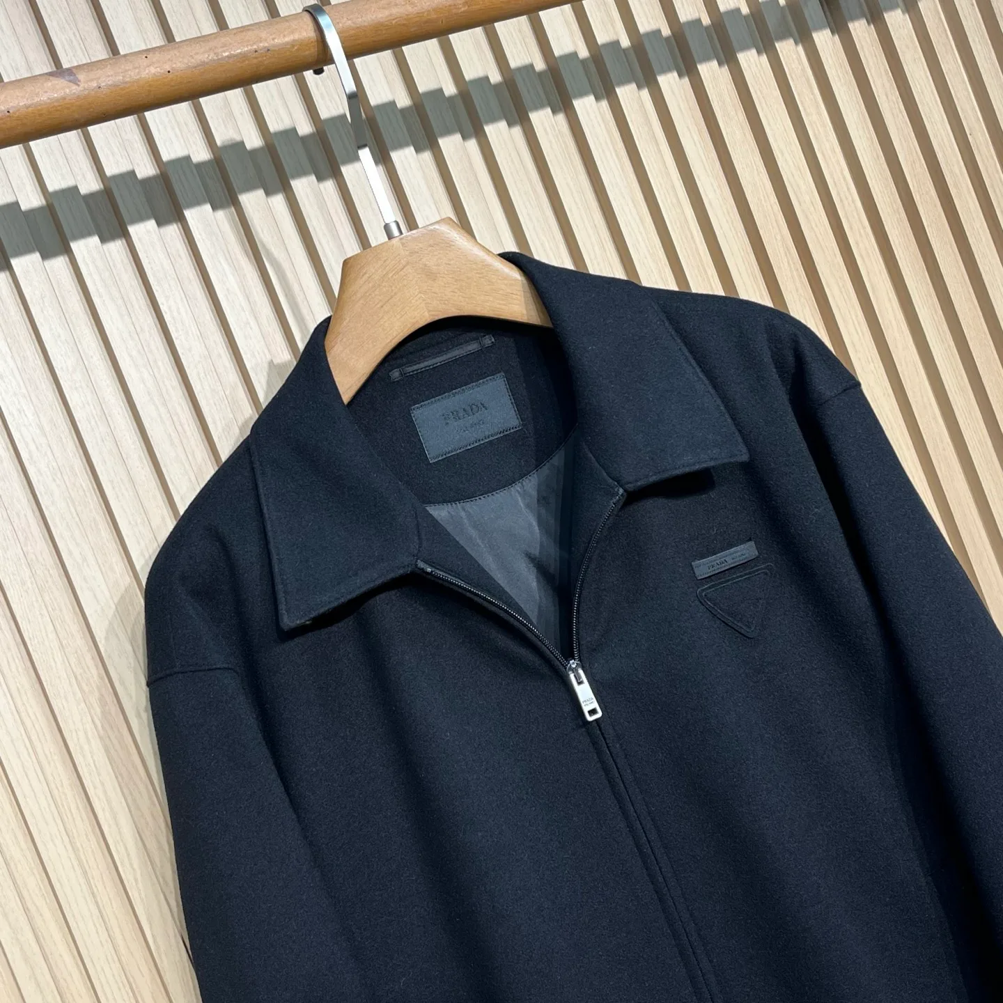 Куртки И Пуховики Мужские Prada 18609362