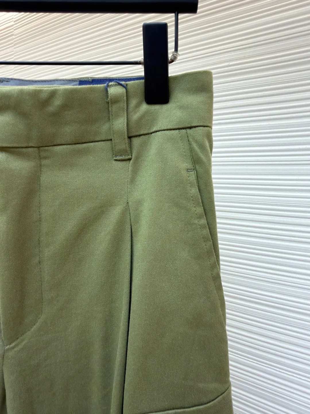 Men's Trousers LOUIS VUITTON 18359654