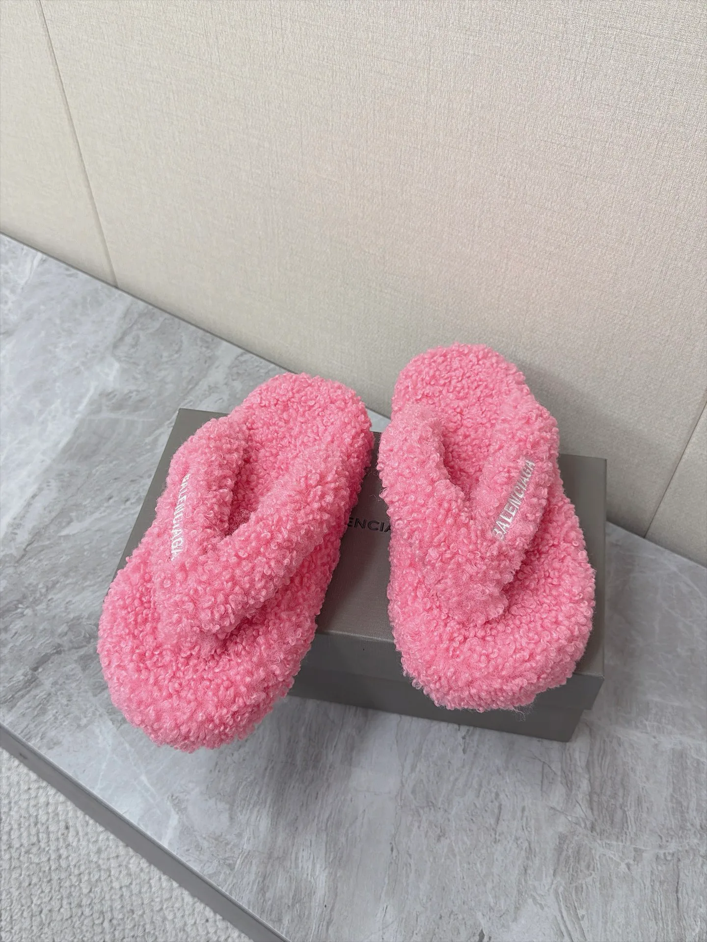 Women's Flip-Flops BALENCIAGA 18011838