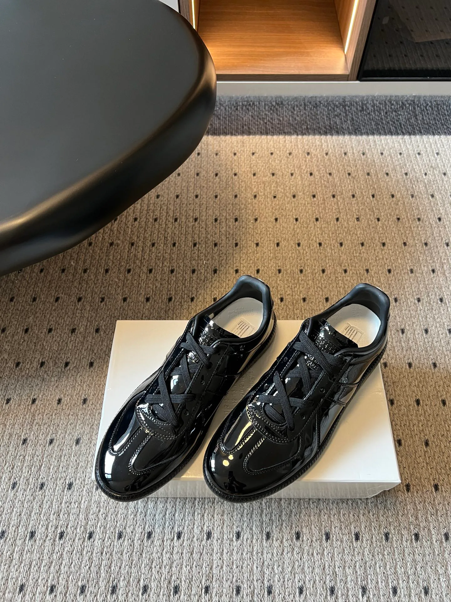 Women's Sneakers MAISON MARGIELA 17419506
