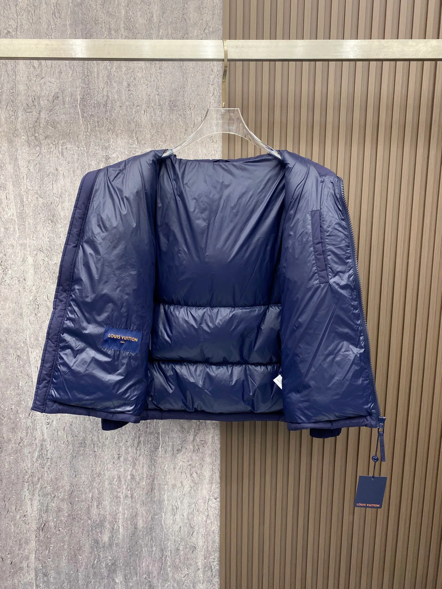 Men's Jackets And Down Jackets LOUIS VUITTON 18355675