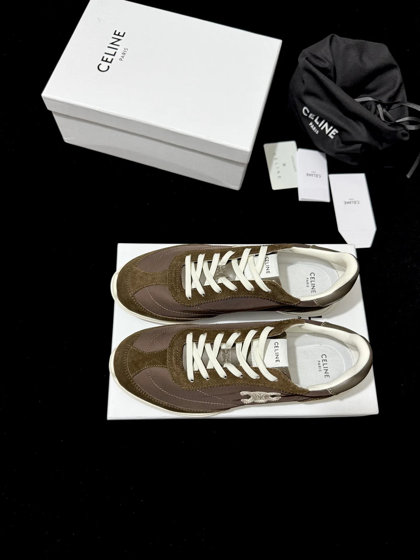 Women's Sneakers CELINE 18110391
