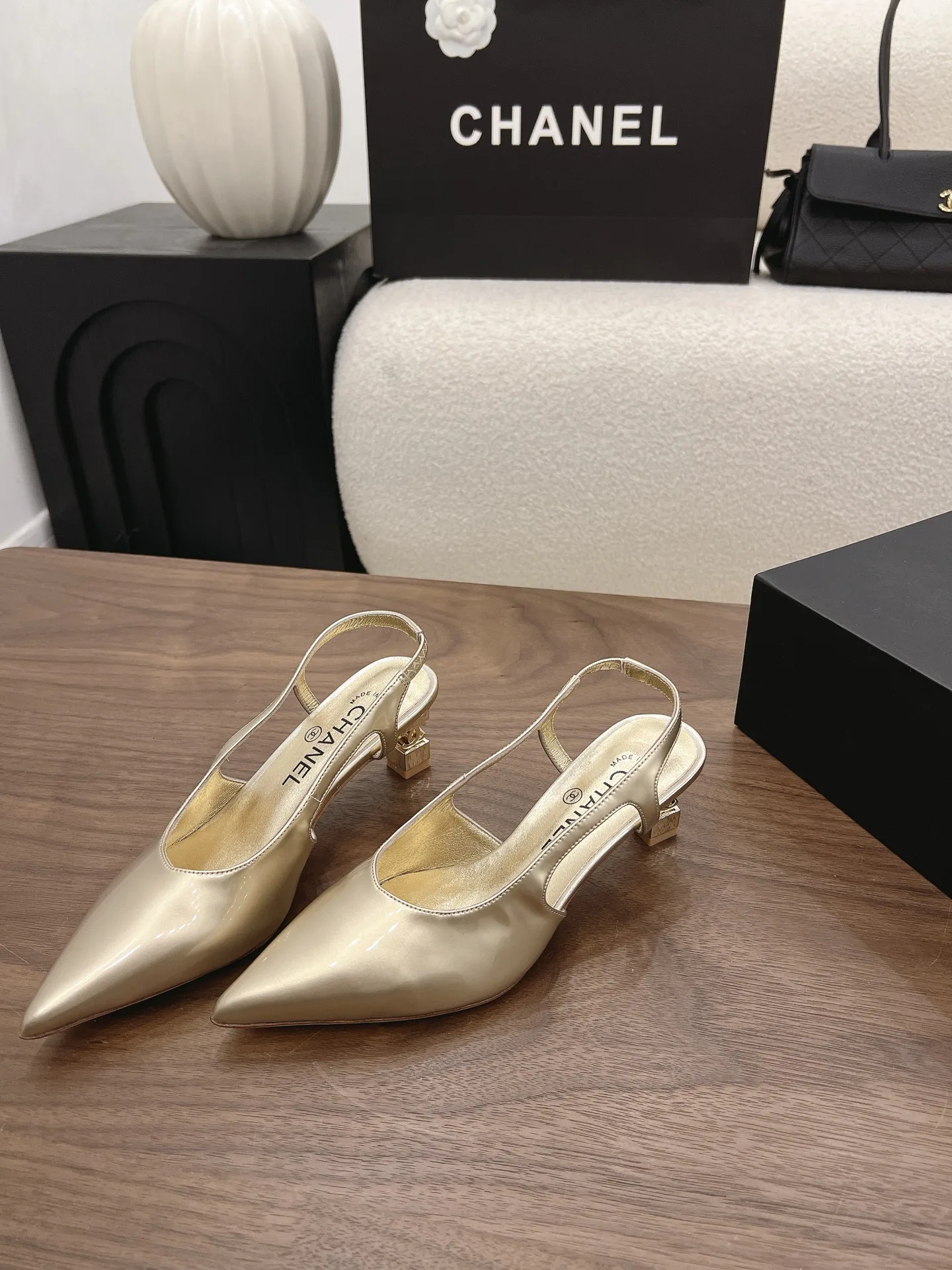 Women's Heels CHANEL 16931475