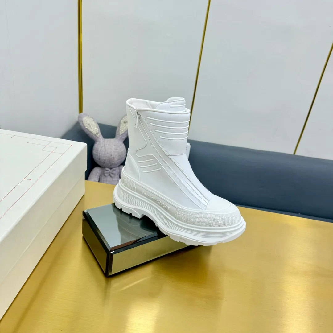 Women's Sneakers ALEXANDER MCQUEEN 18397480
