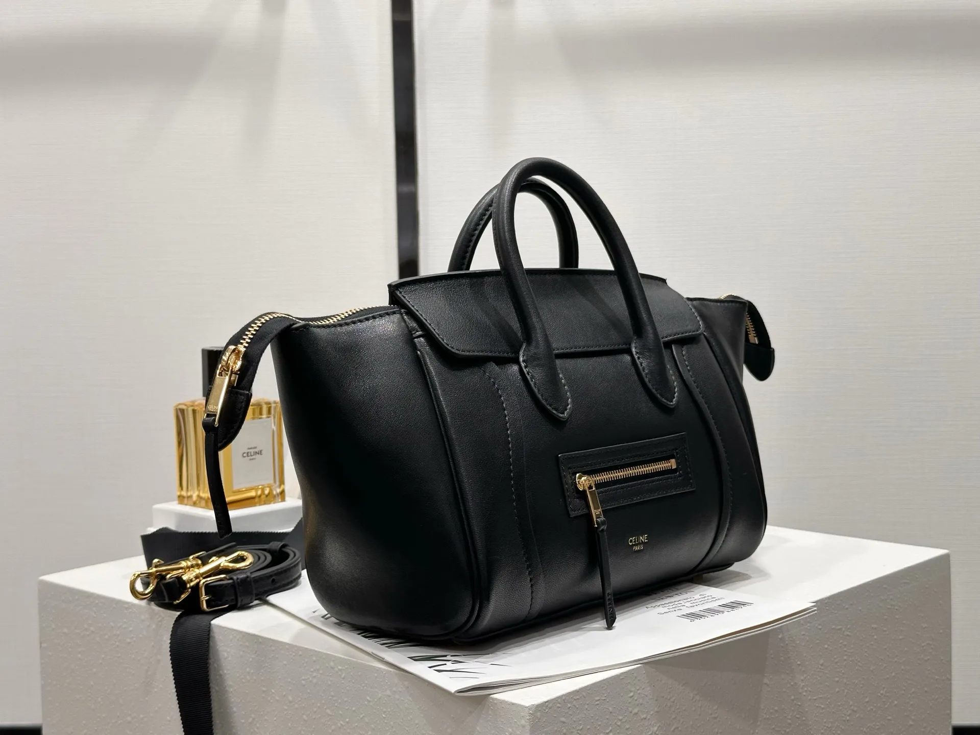 Women's Classic Handbags CELINE 18210838