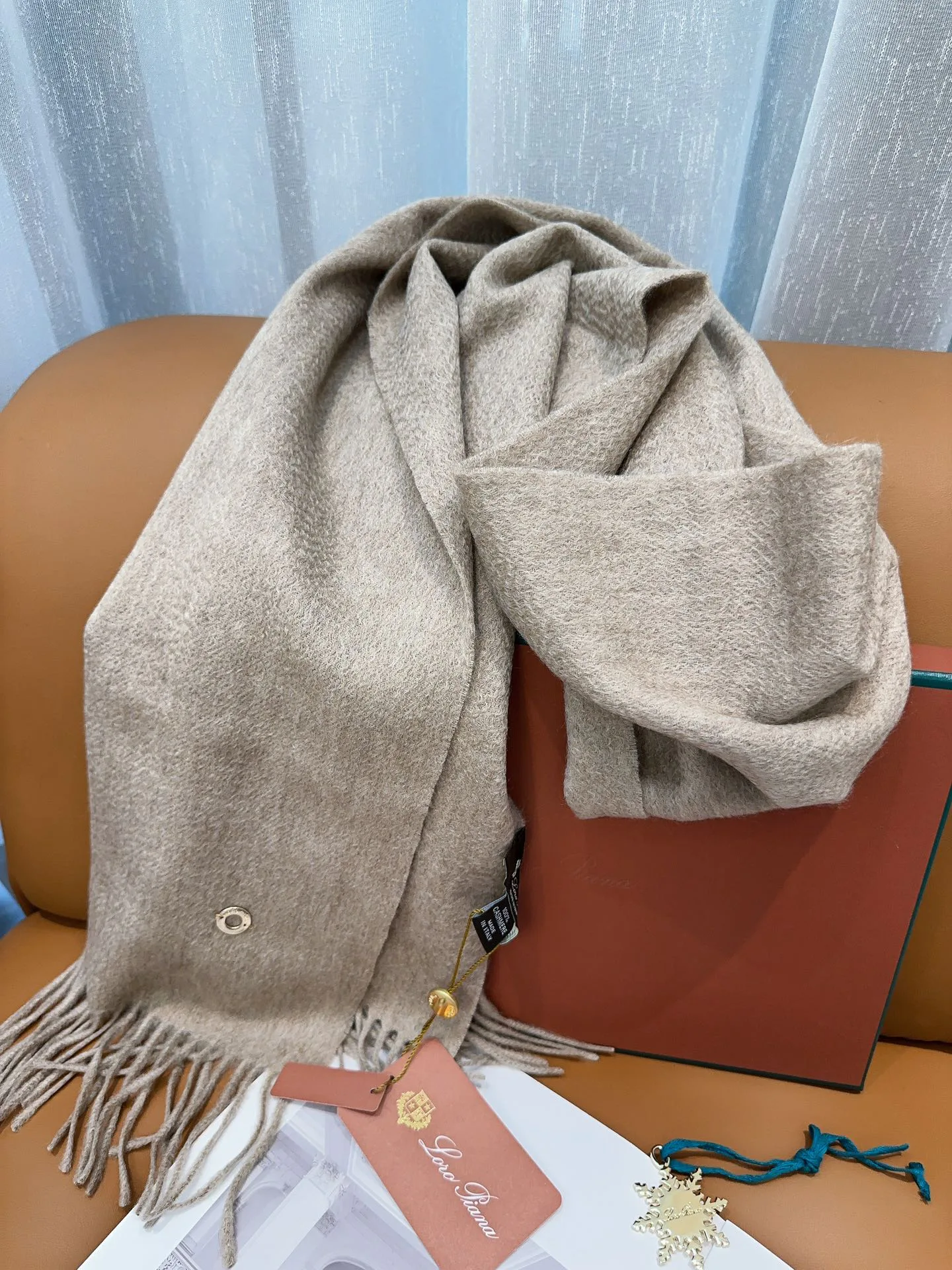 Scarves LORO PIANA 18105453