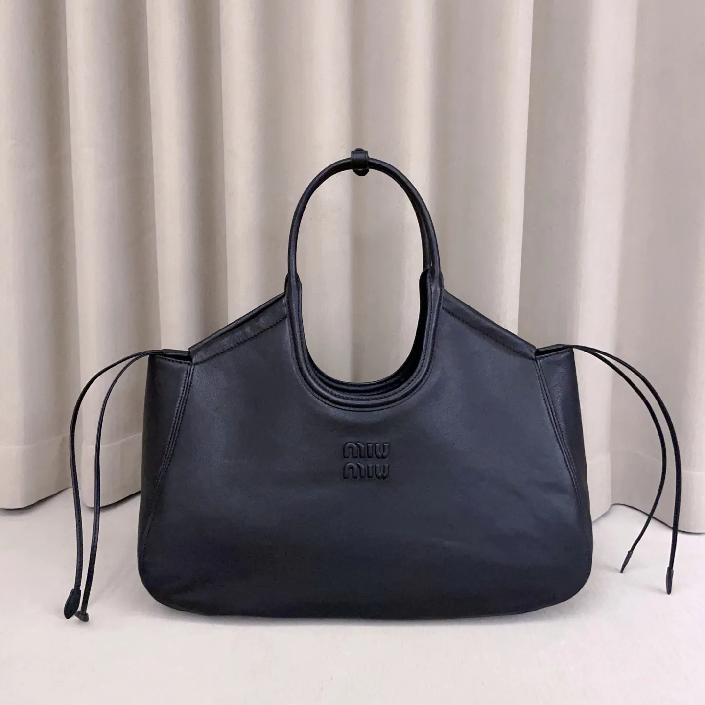 Women's Classic Handbags MIU MIU 18248086