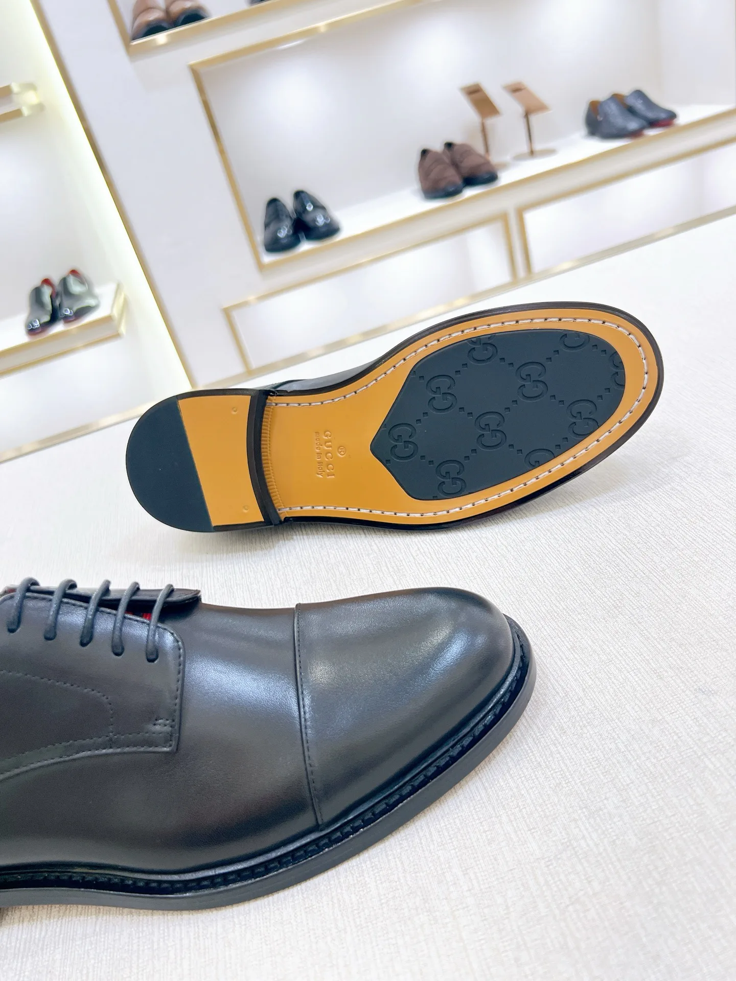 Men's Loafers And Dress Shoes GUCCI 18303394
