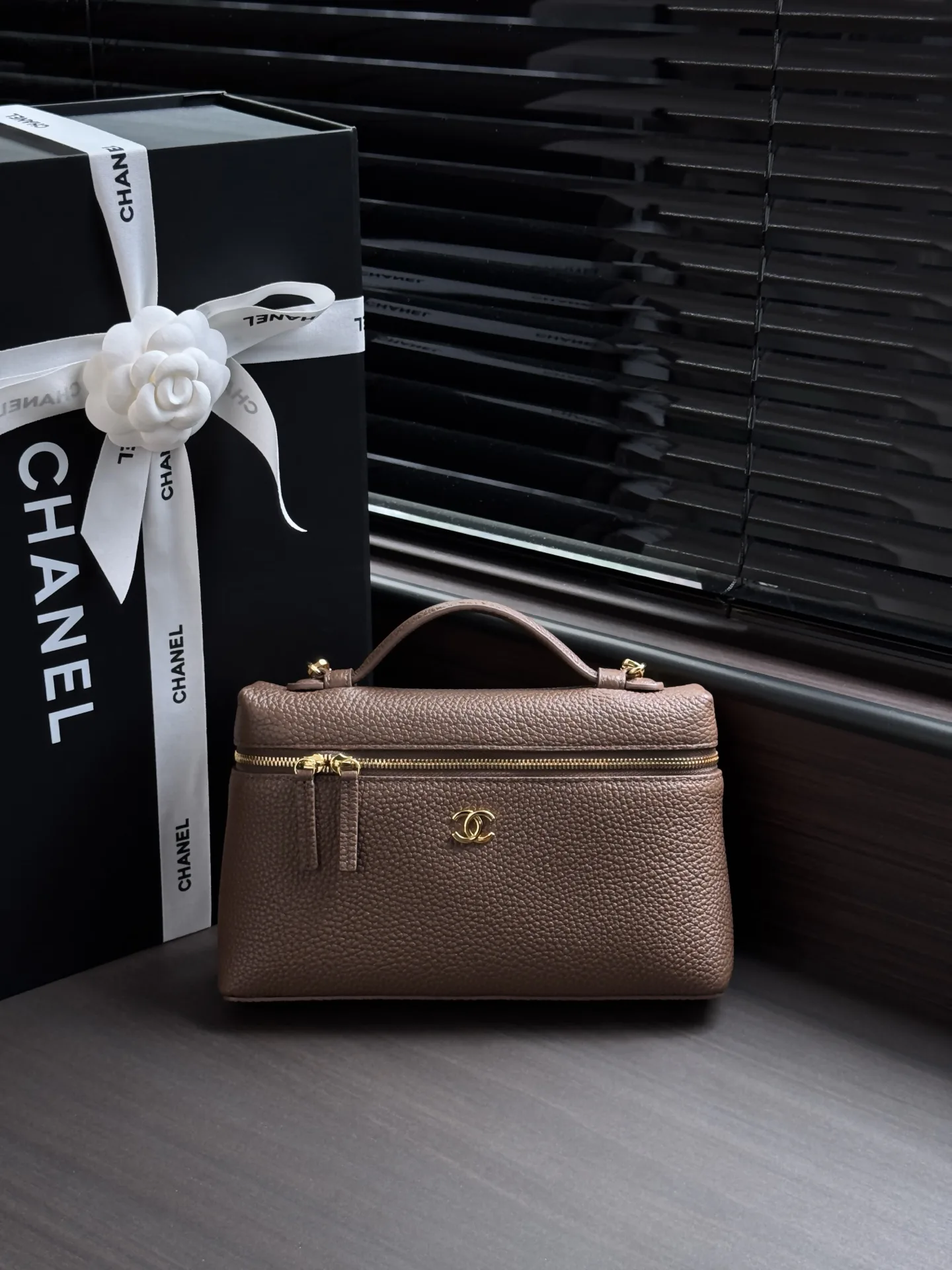 Women's Classic Handbags CHANEL 17844617