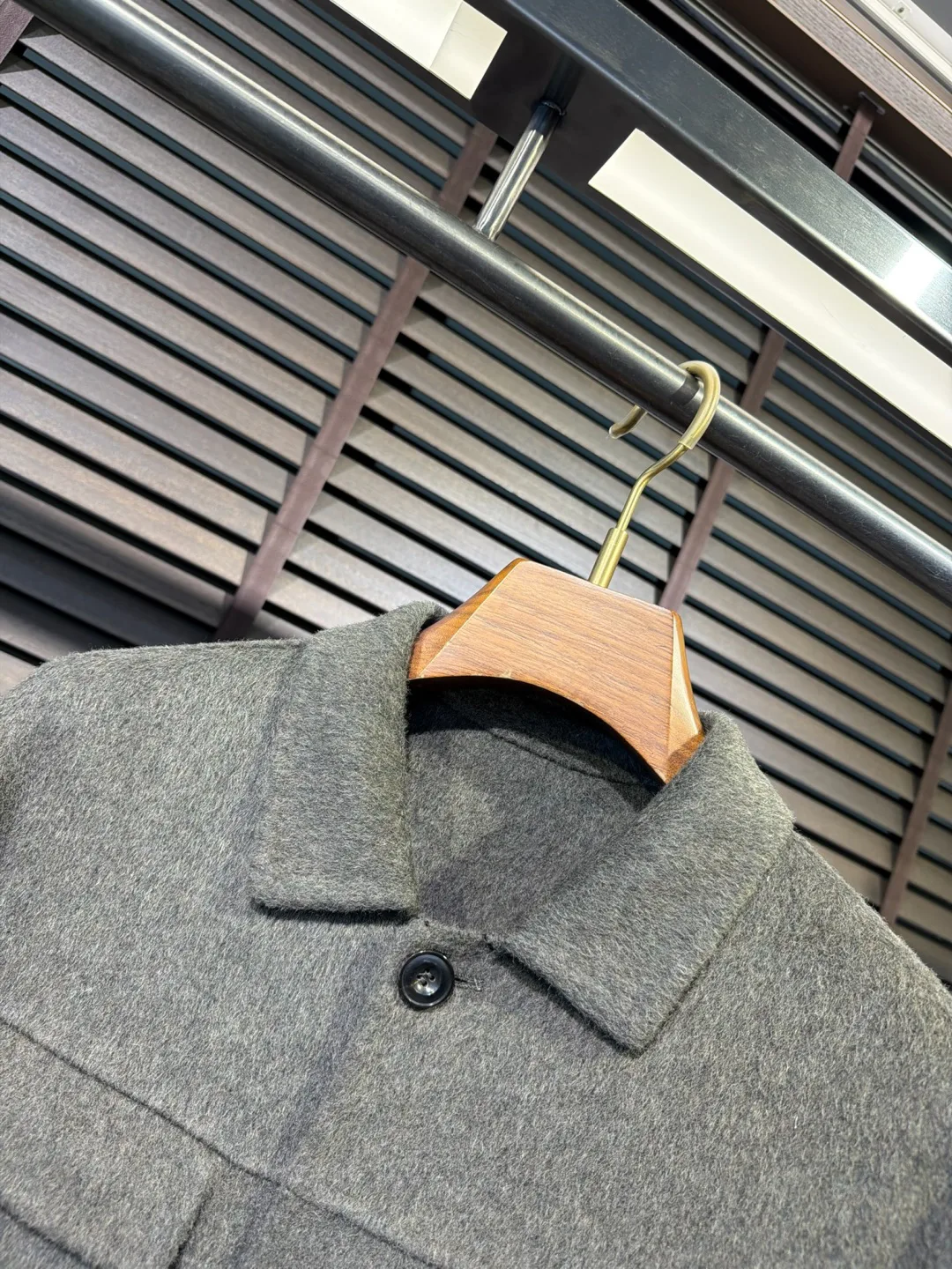 Men's Jackets And Down Jackets LORO PIANA 17944283