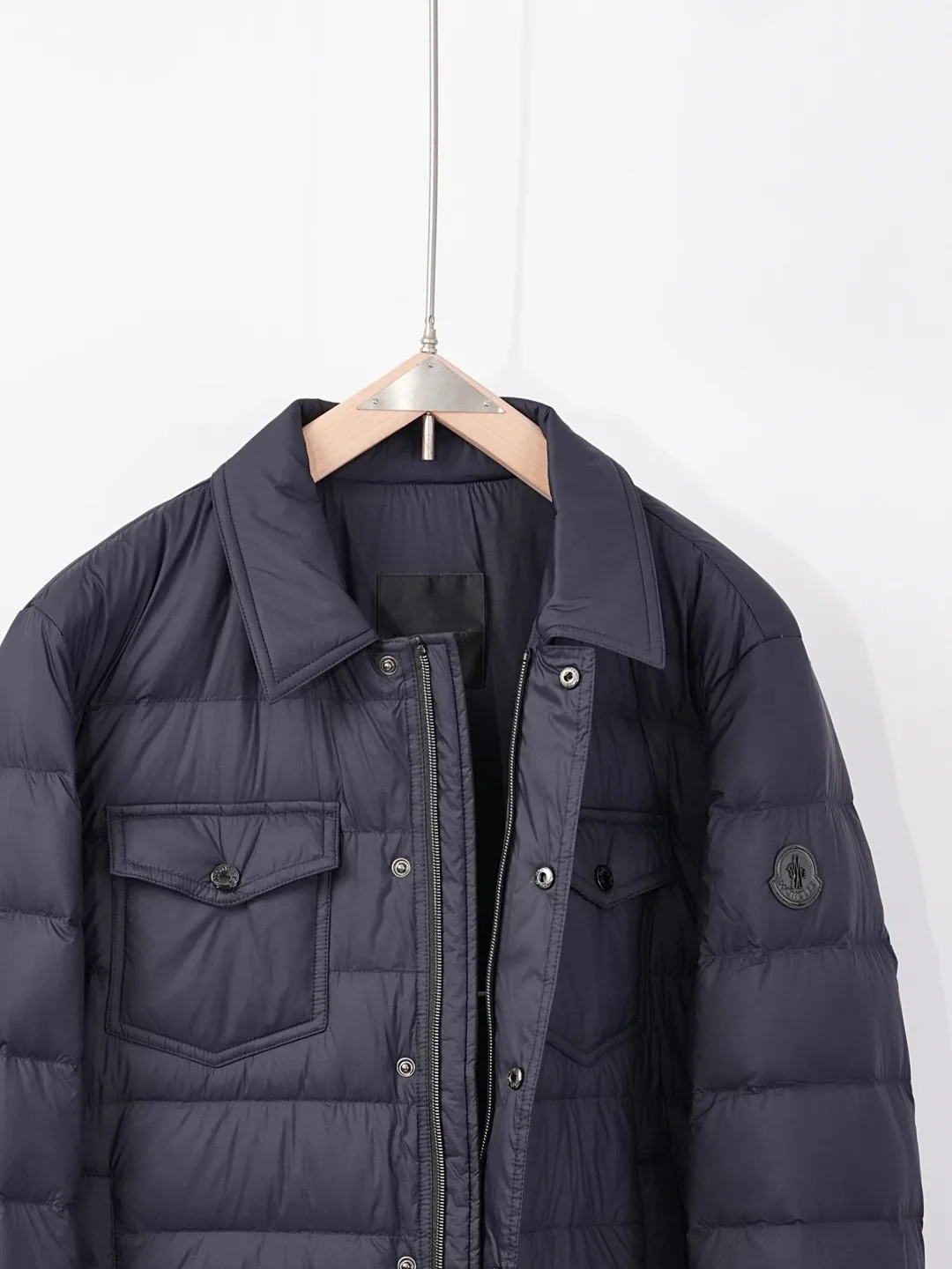 Men's Jackets And Down Jackets MONCLER 18507122