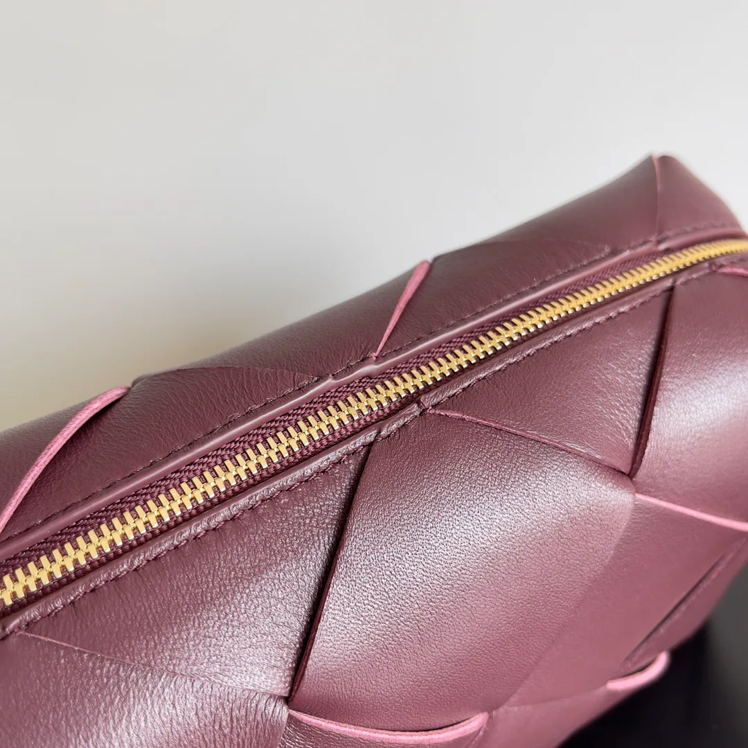 Women's Classic Handbags BOTTEGA VENETA 17434816
