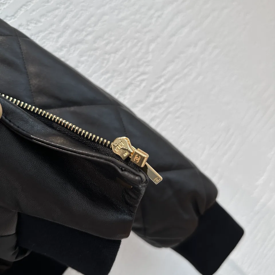 Women's Leather Jackets And Sheepskin Coats CHANEL 18417964