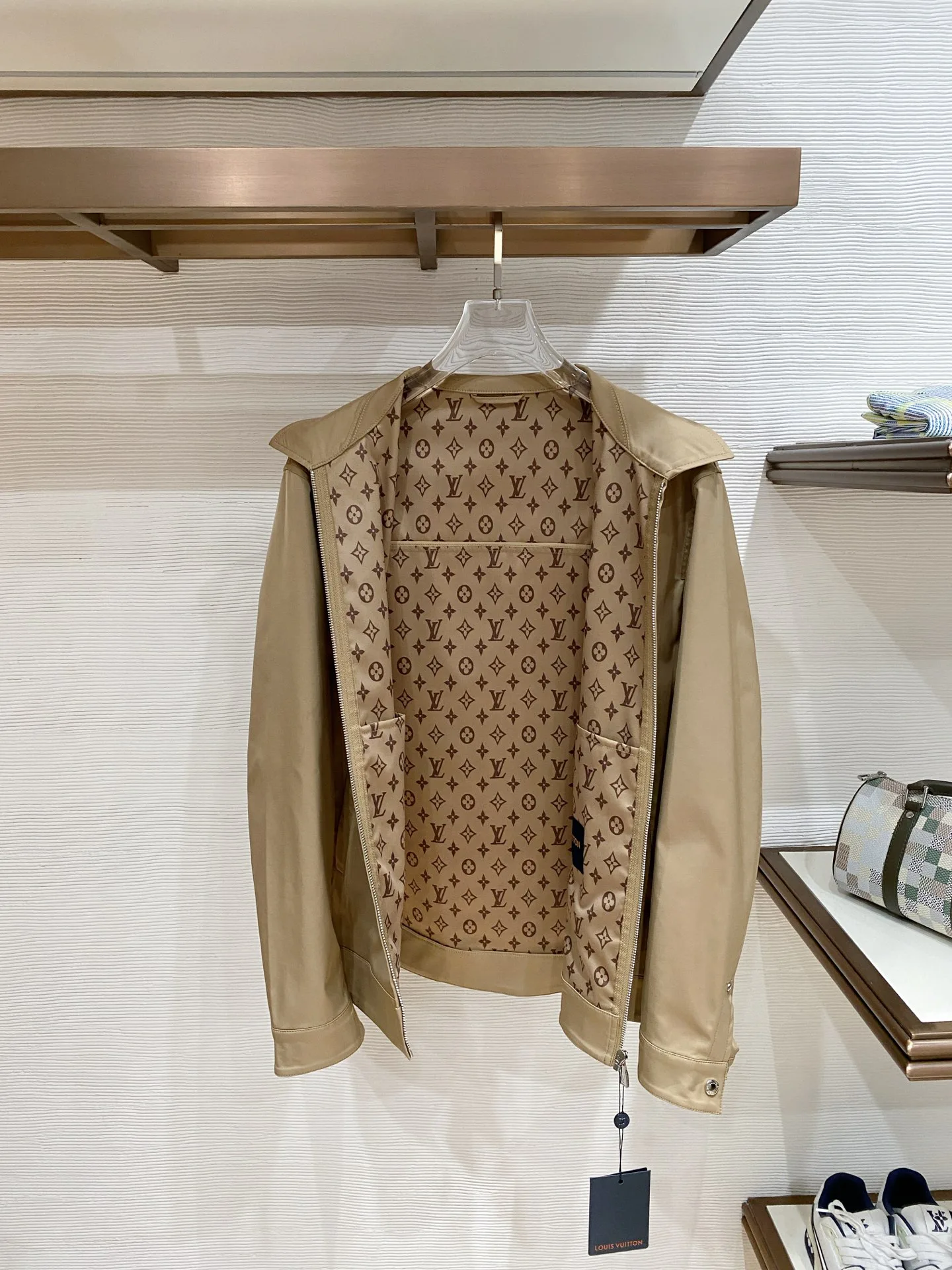 Men's Jackets And Down Jackets LOUIS VUITTON 17993220