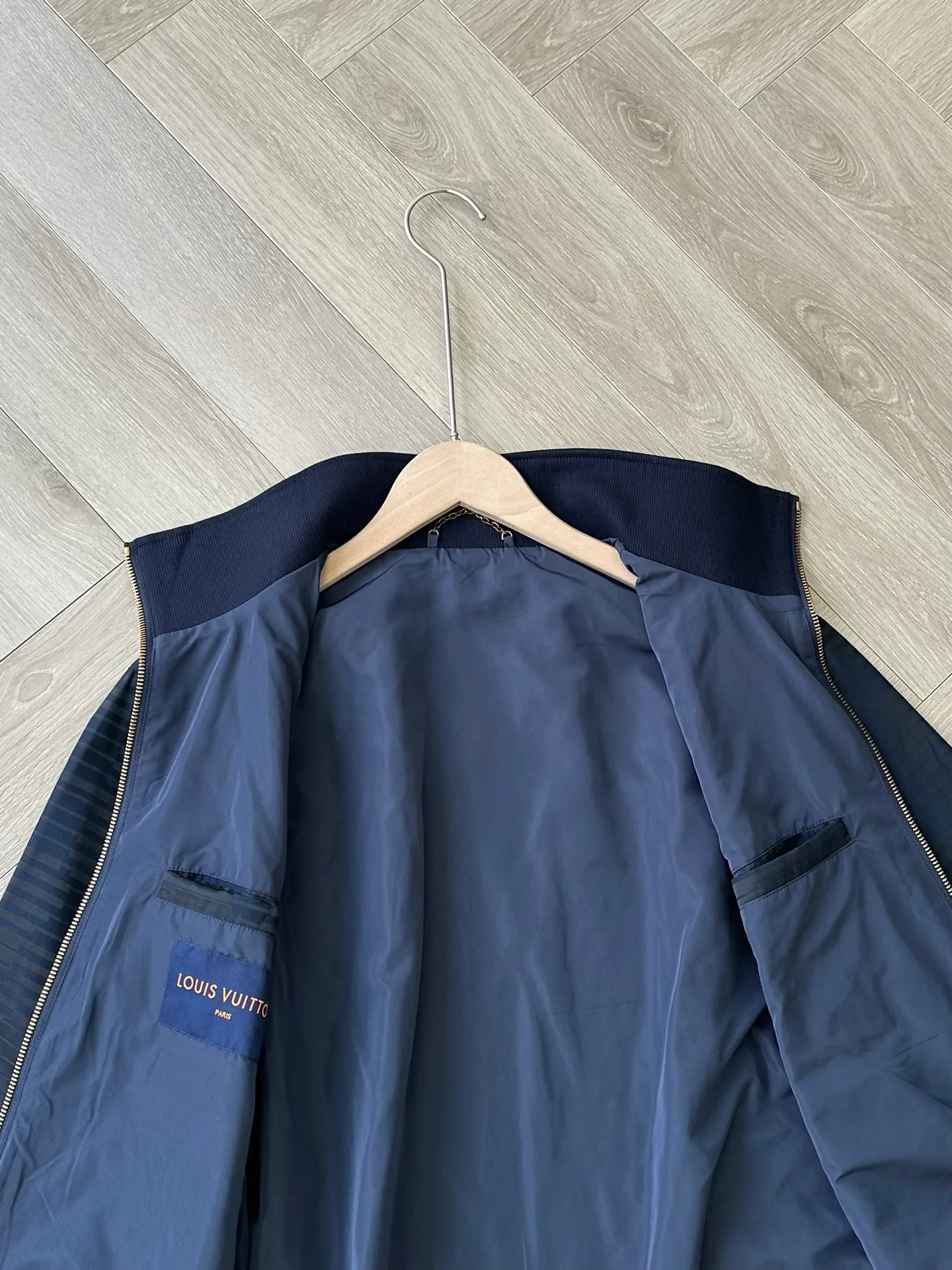 Куртки И Пуховики Мужские Louis Vuitton 18669280