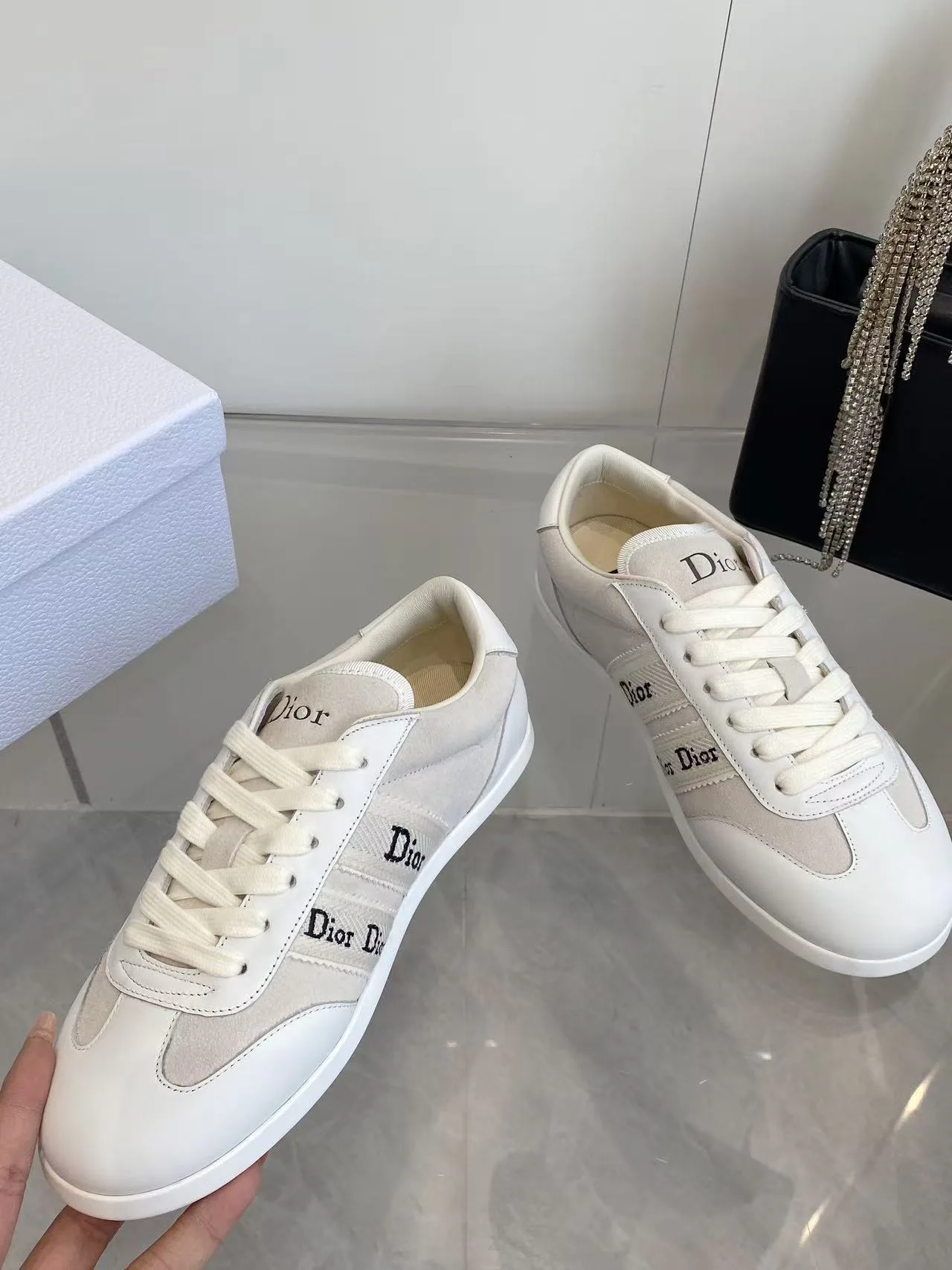 Women's Sneakers CHRISTIAN DIOR 17797770