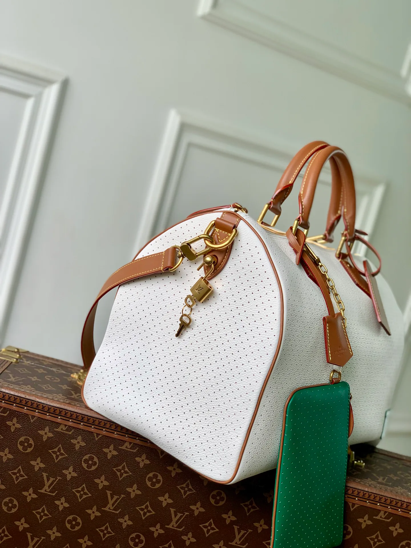 Women's Classic Handbags LOUIS VUITTON 18147438