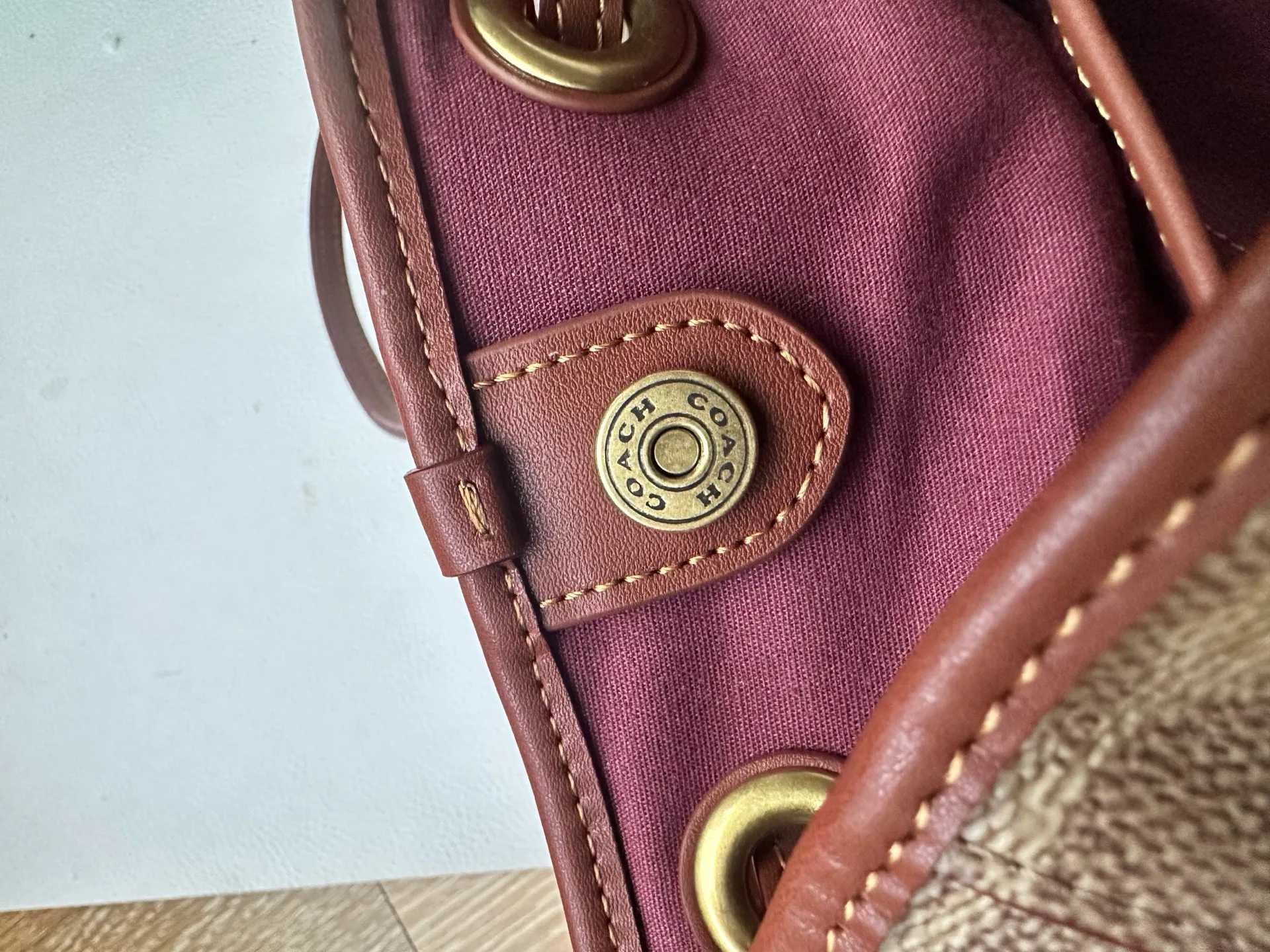 Women's Classic Handbags COACH 17961017
