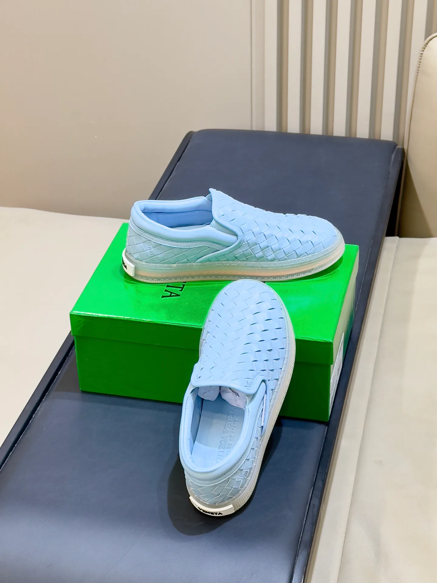 Women's Sneakers BOTTEGA VENETA 18073338