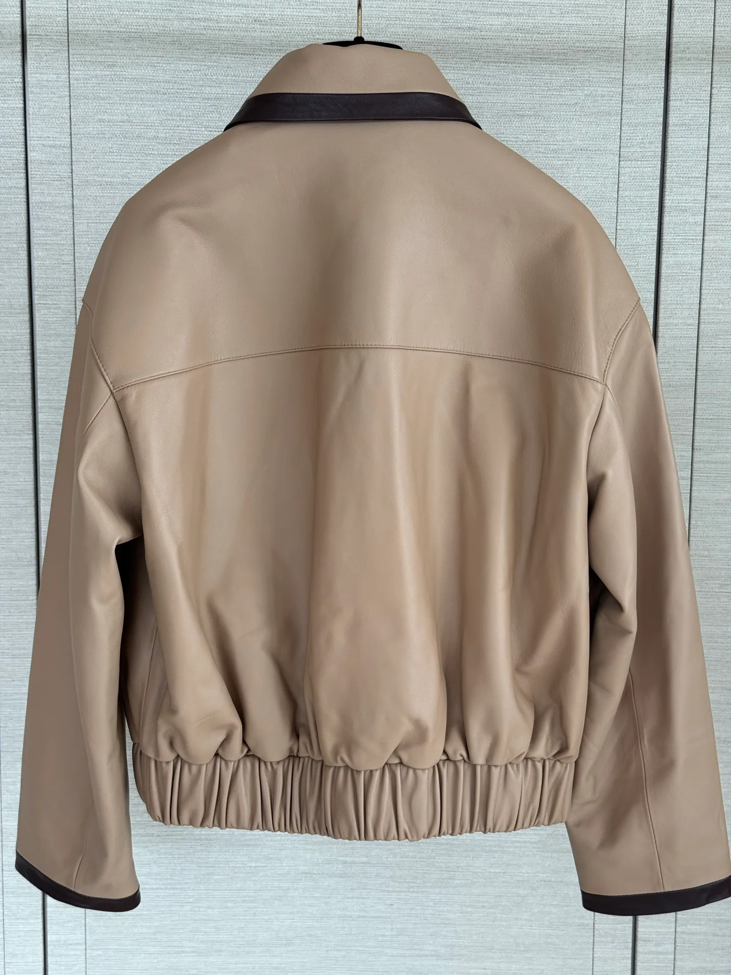 Women's Leather Jackets And Sheepskin Coats CHANEL 17925708