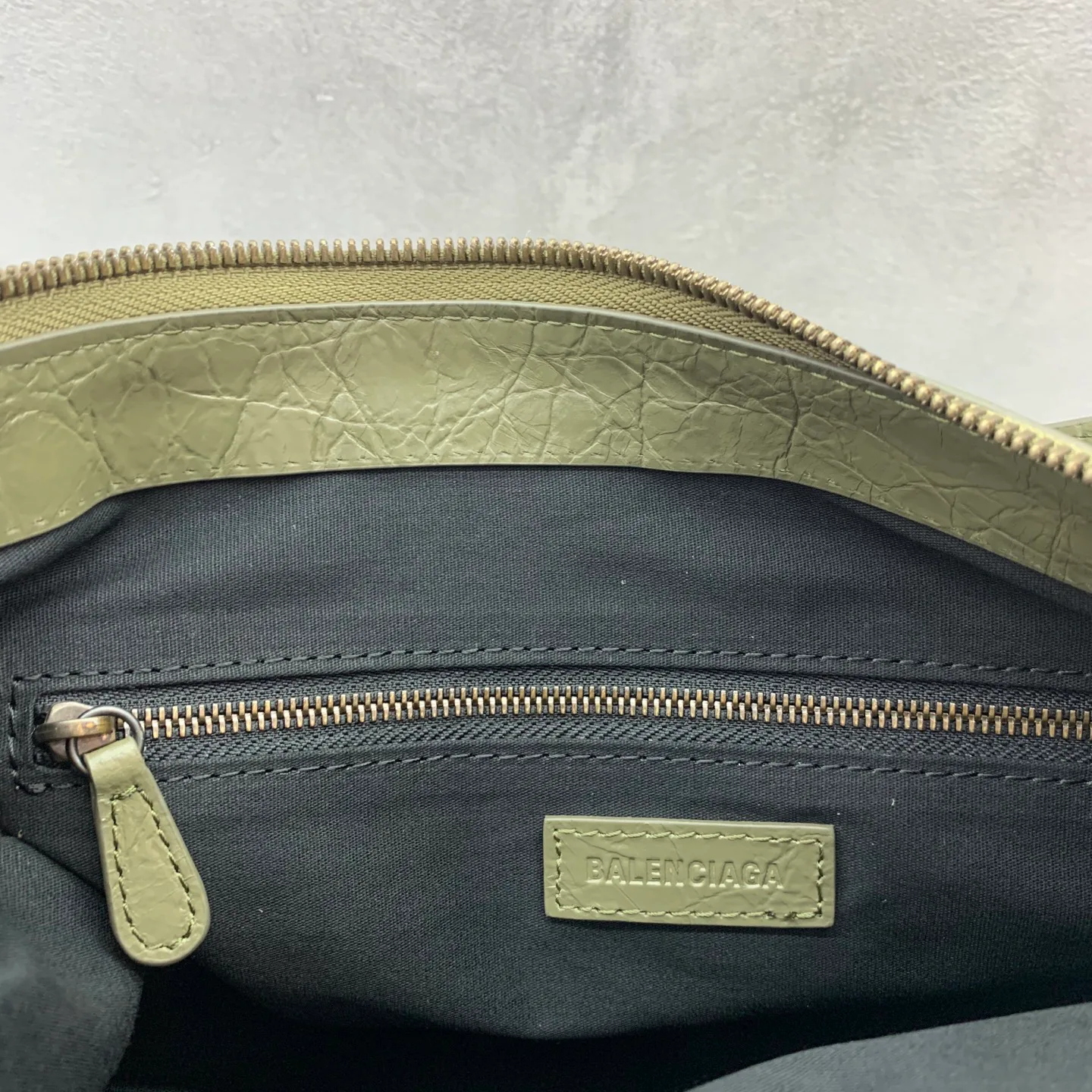 Women's Shoulder Bags BALENCIAGA 17419146