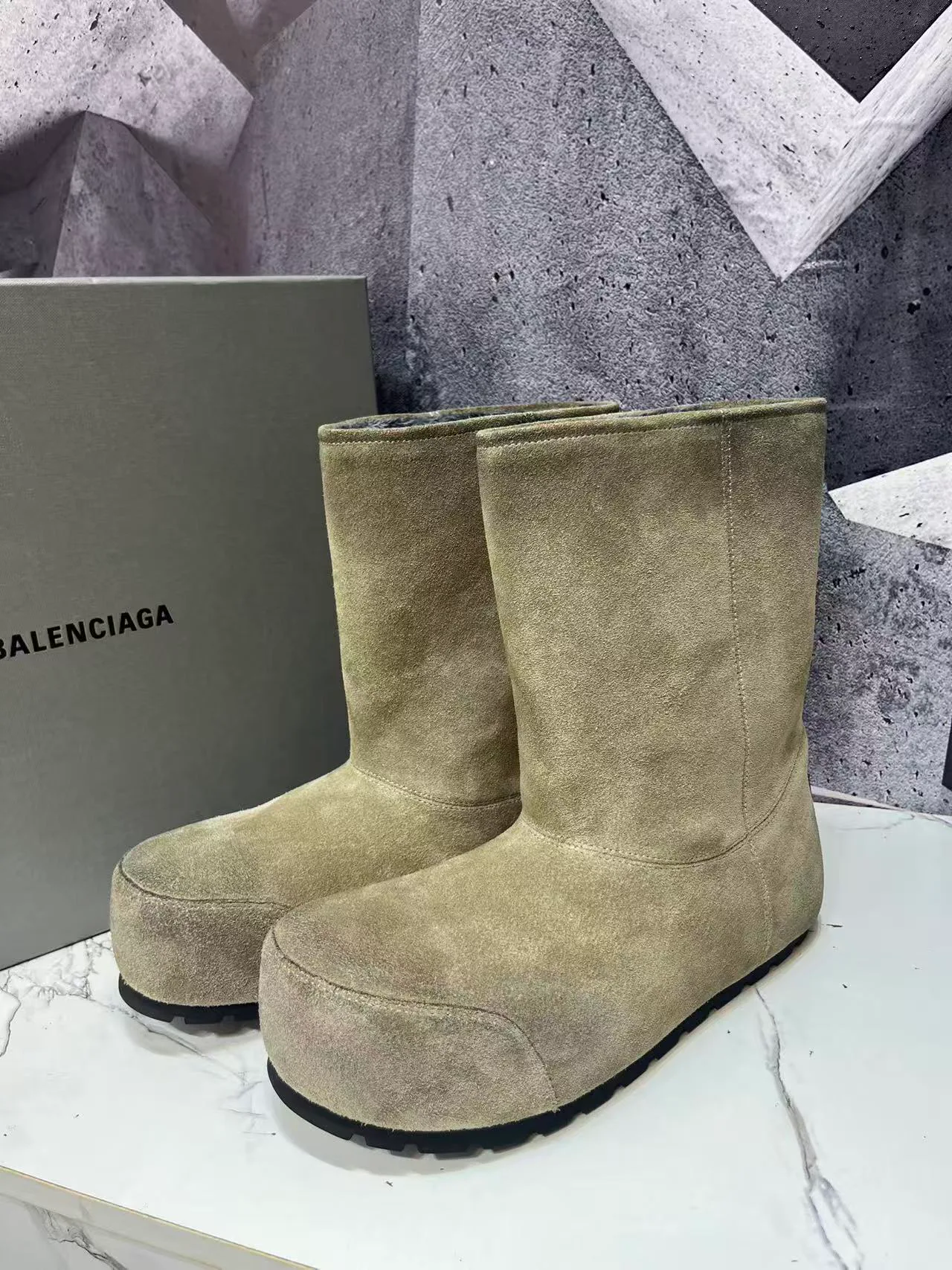 Men's Ankle Boots BALENCIAGA 18211943