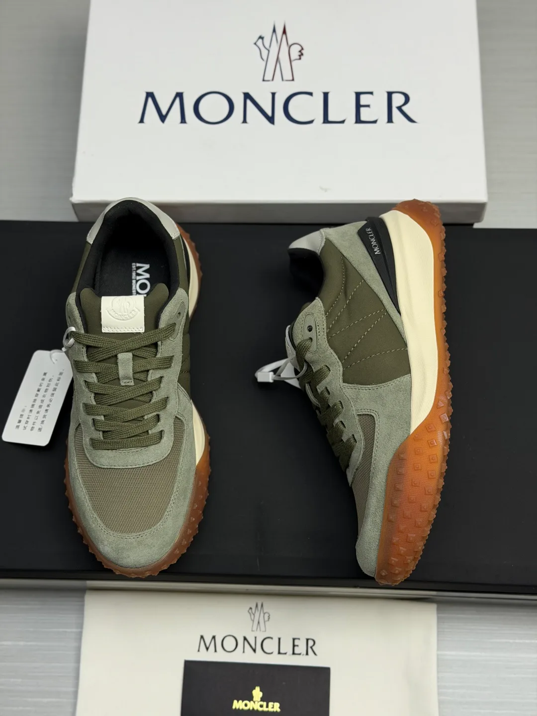 Кроссовки Мужские Moncler 18677606