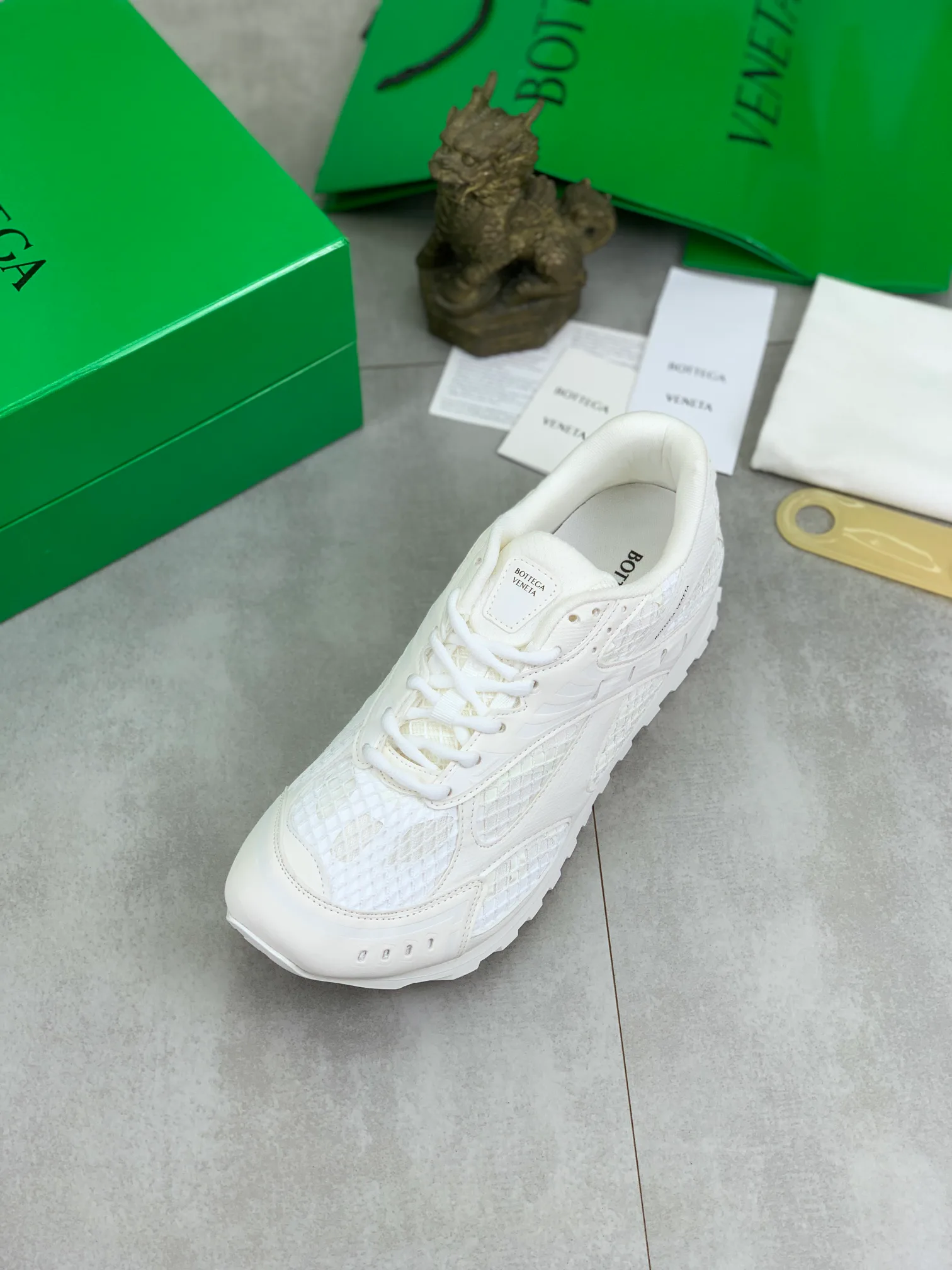 Women's Sneakers BOTTEGA VENETA 18365167