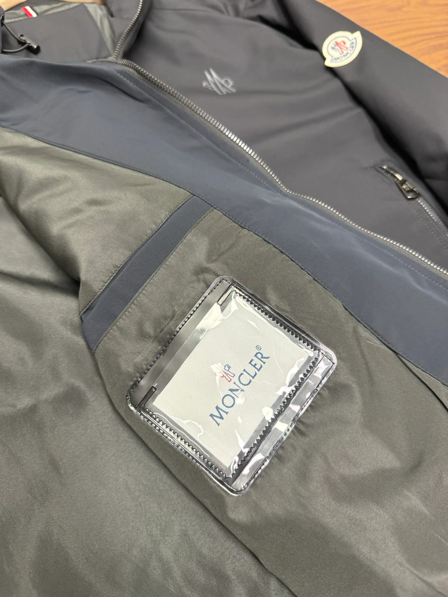 Men's Jackets And Down Jackets MONCLER 18068732