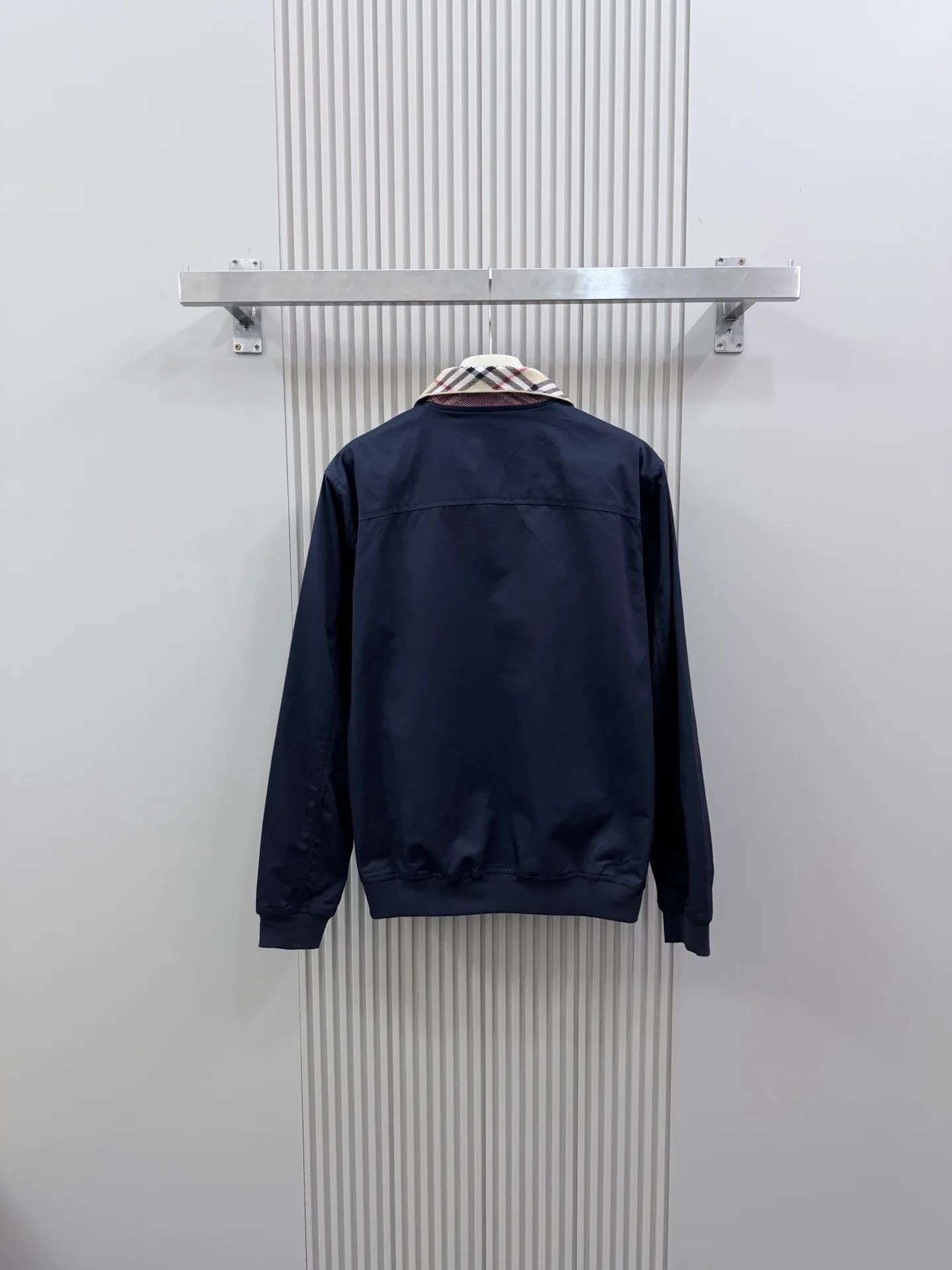 Men's Jackets And Down Jackets BURBERRY 18073966