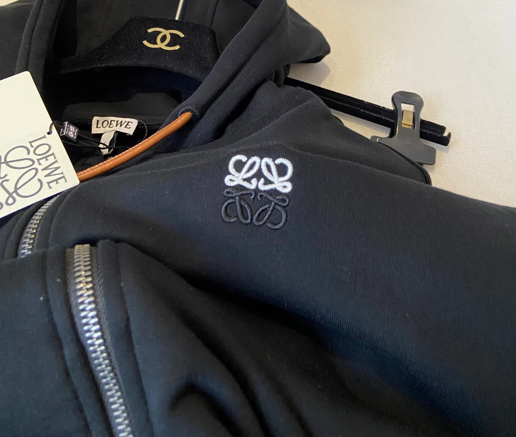 Women's Sweatshirts And Hoodies LOEWE 18497000