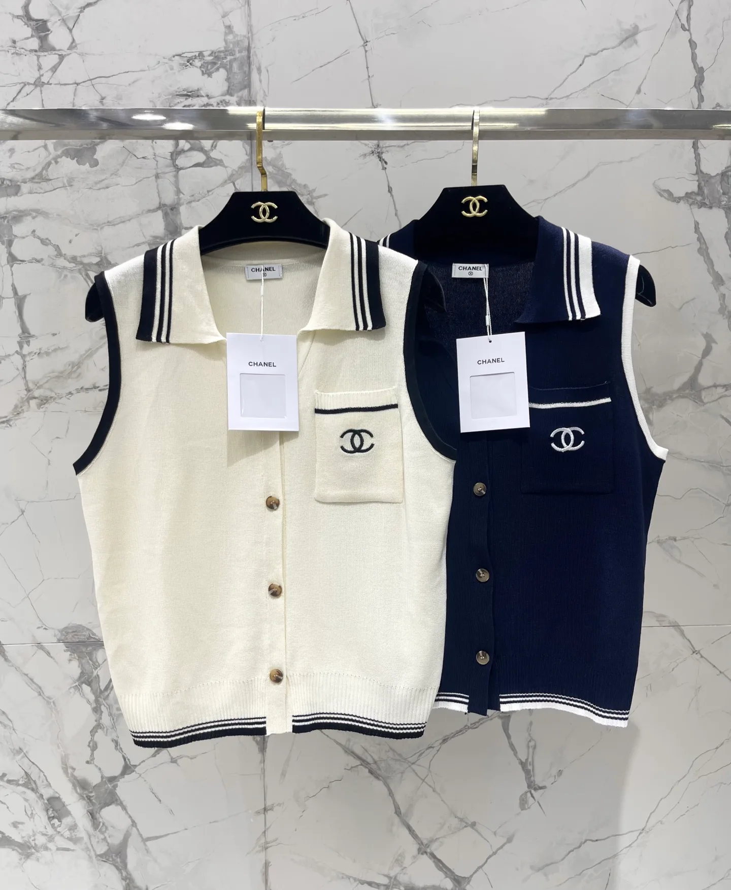 Women's Vests CHANEL 16969975