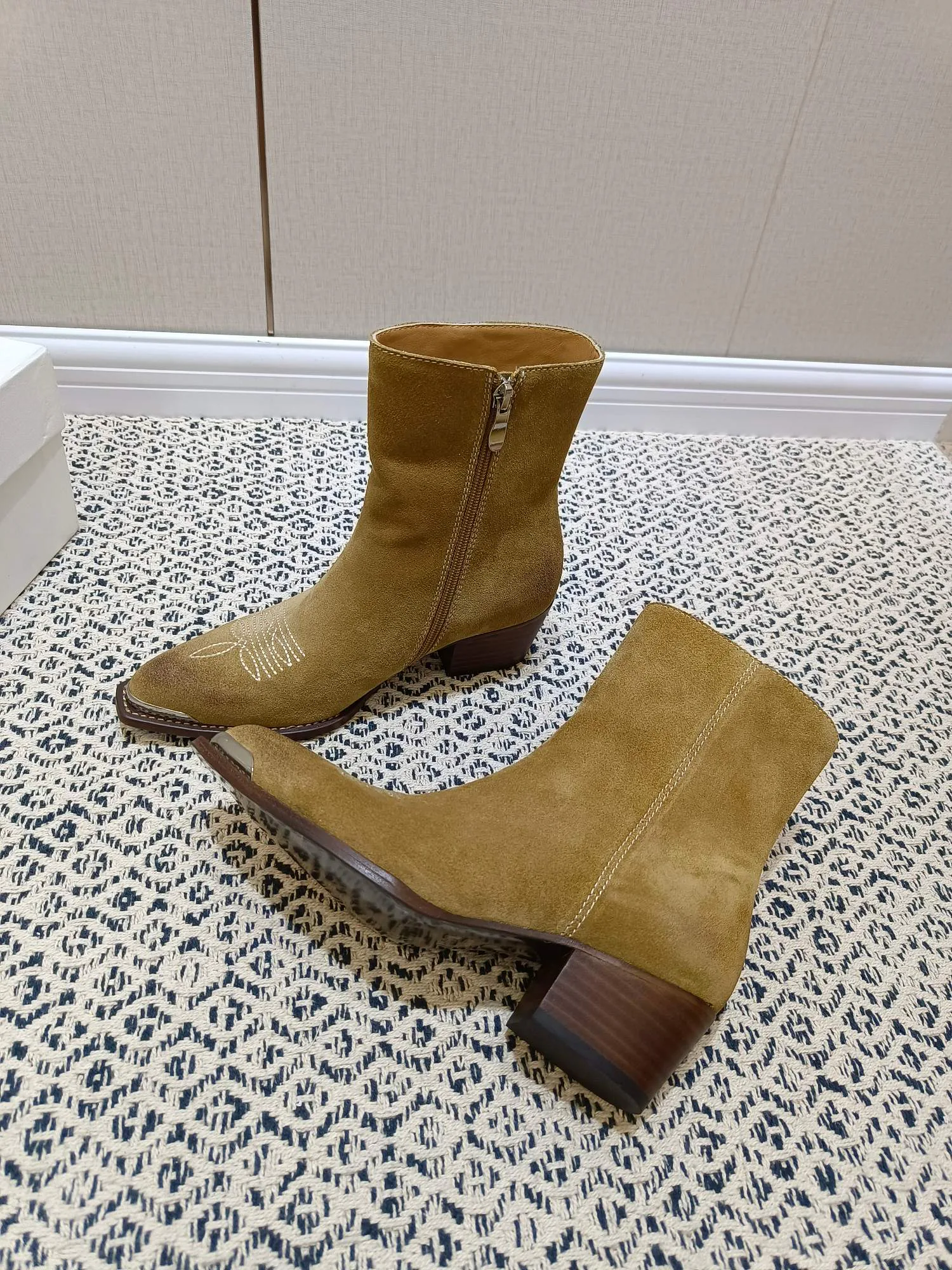 Women's Booties CELINE 17997777
