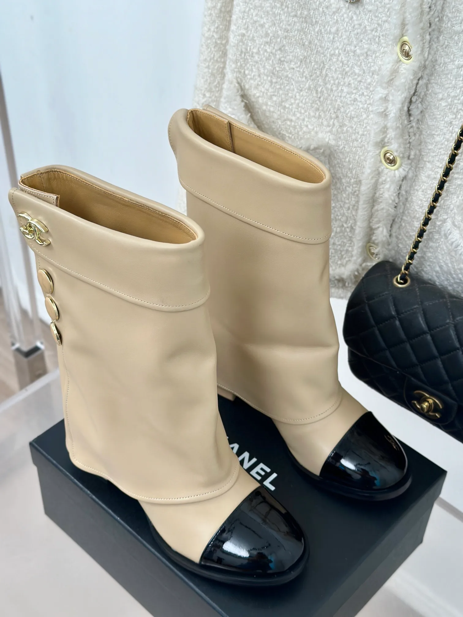 Women's Boots CHANEL 18154389