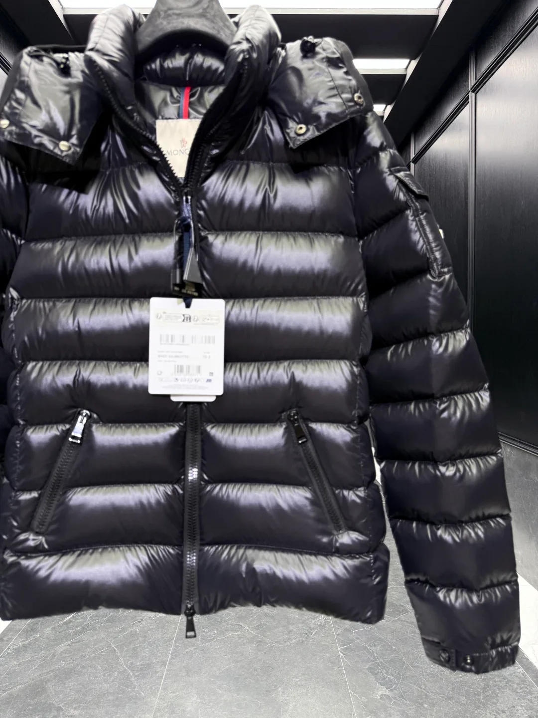 Men's Jackets And Down Jackets MONCLER 17897997