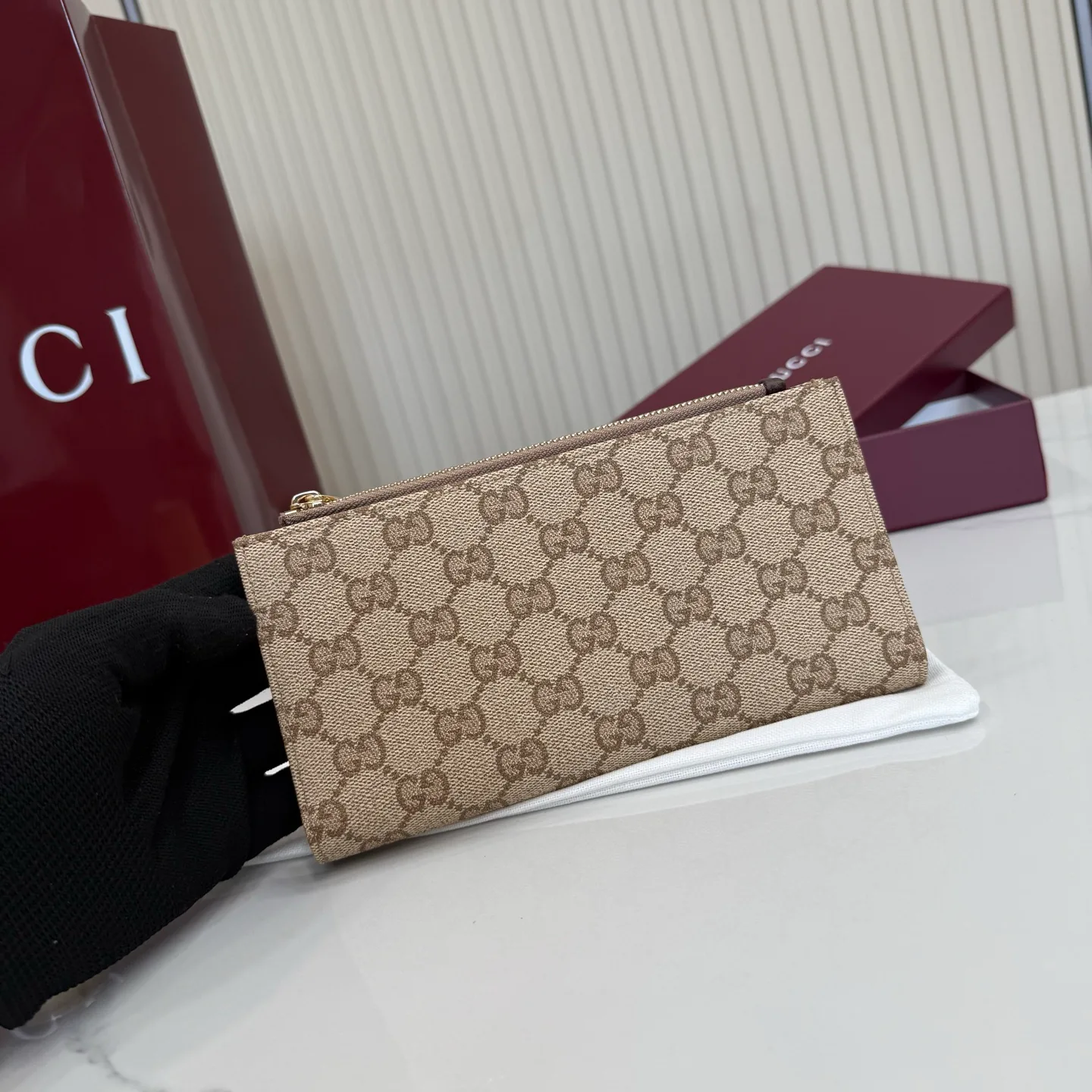 Women's Clutches GUCCI 17948300