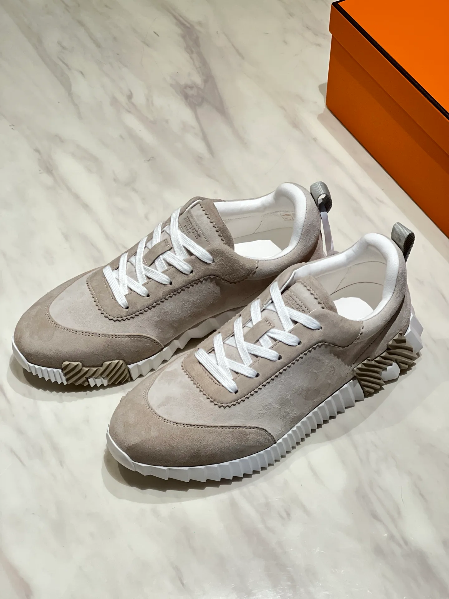 Women's Sneakers HERMES 18080316