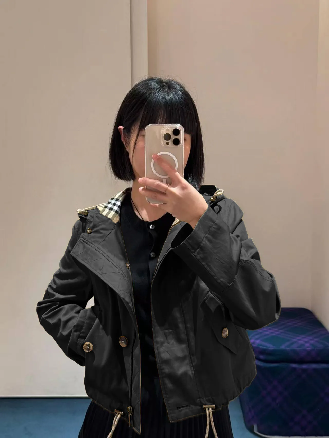 Women's Jackets And Down Jackets BURBERRY 17906720